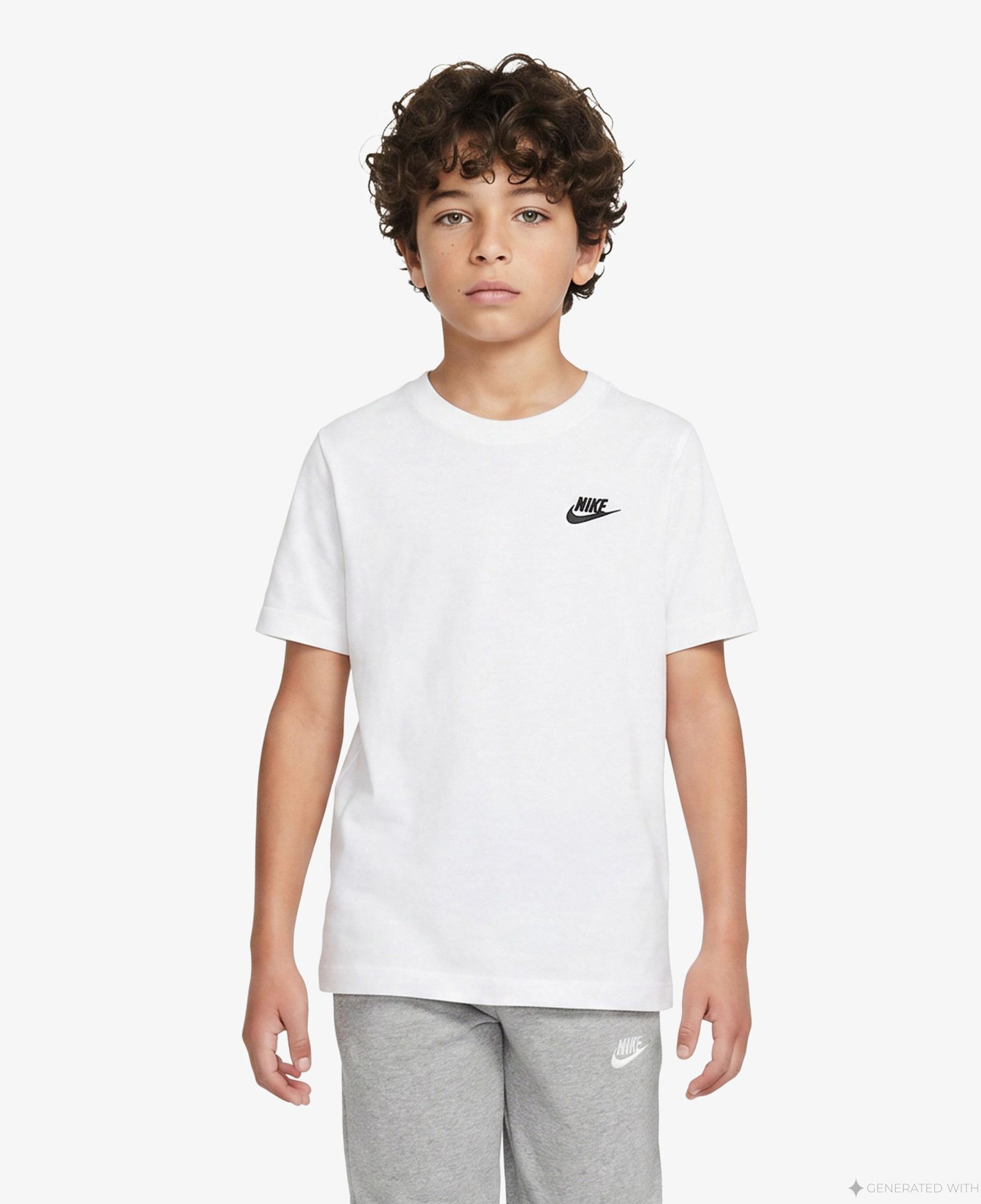 Nike Sportswear Futura Çocuk Beyaz T-Shirt