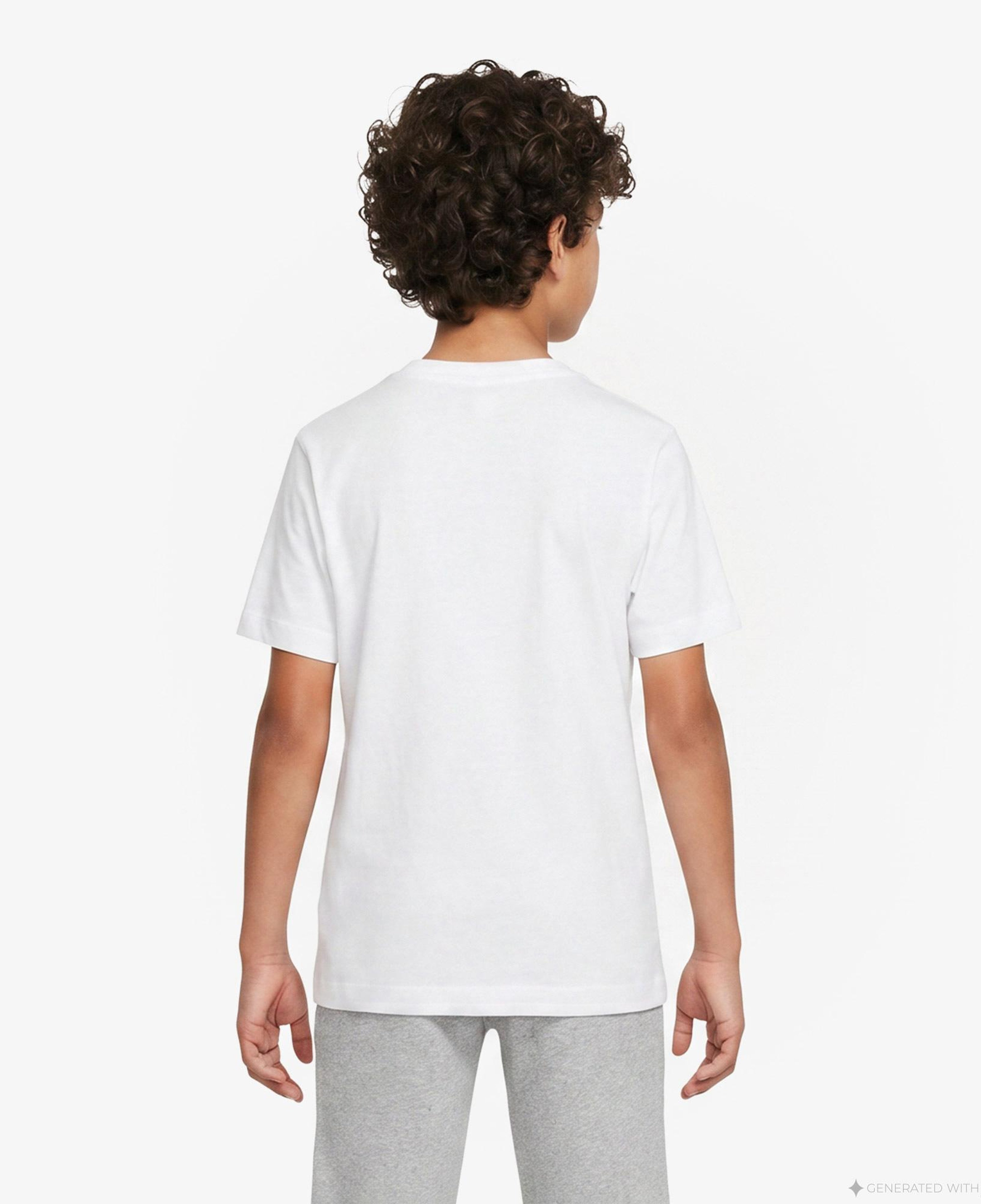 Nike Sportswear Futura Çocuk Beyaz T-Shirt