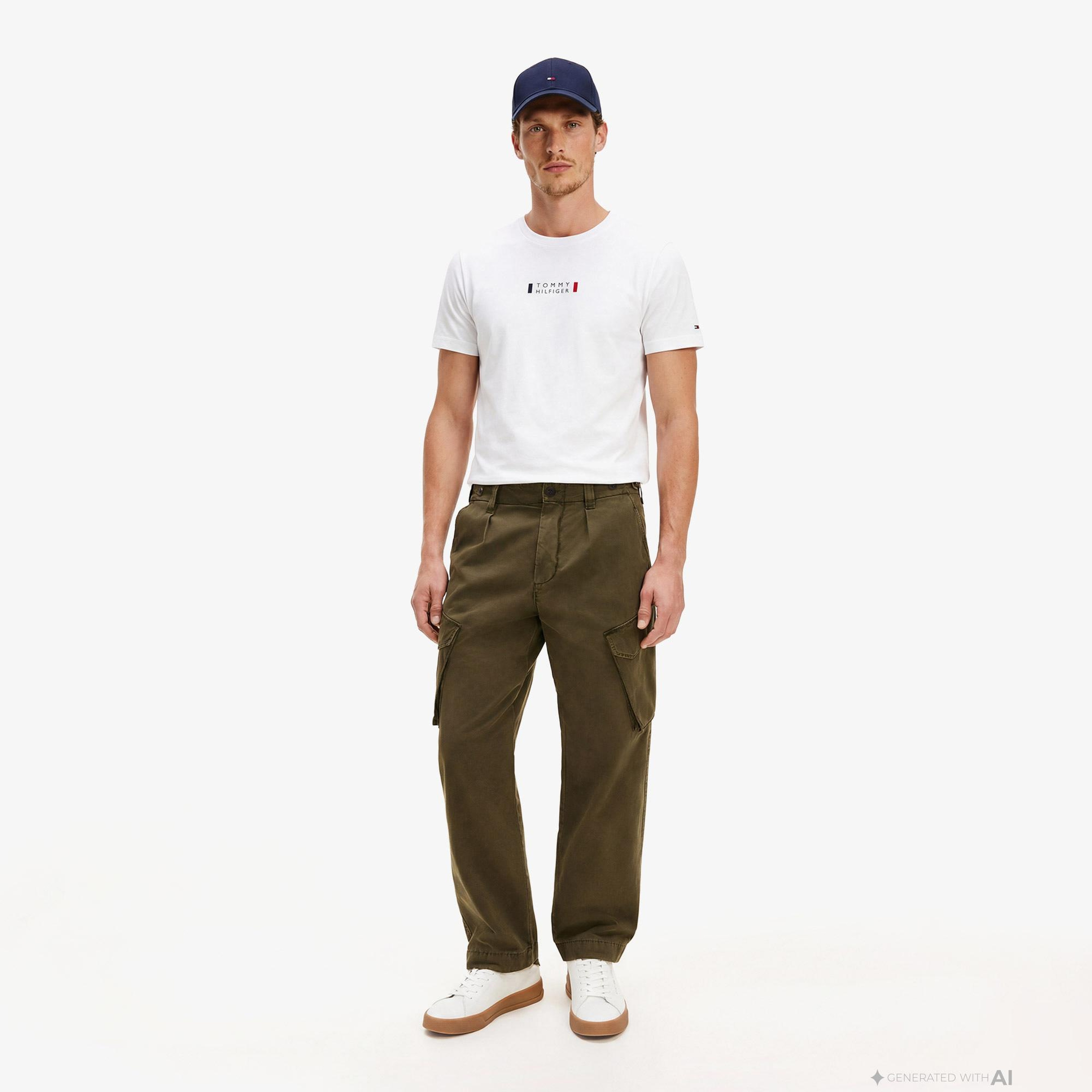 Tommy Hilfiger Brand Love Graphic Erkek Beyaz T-Shirt