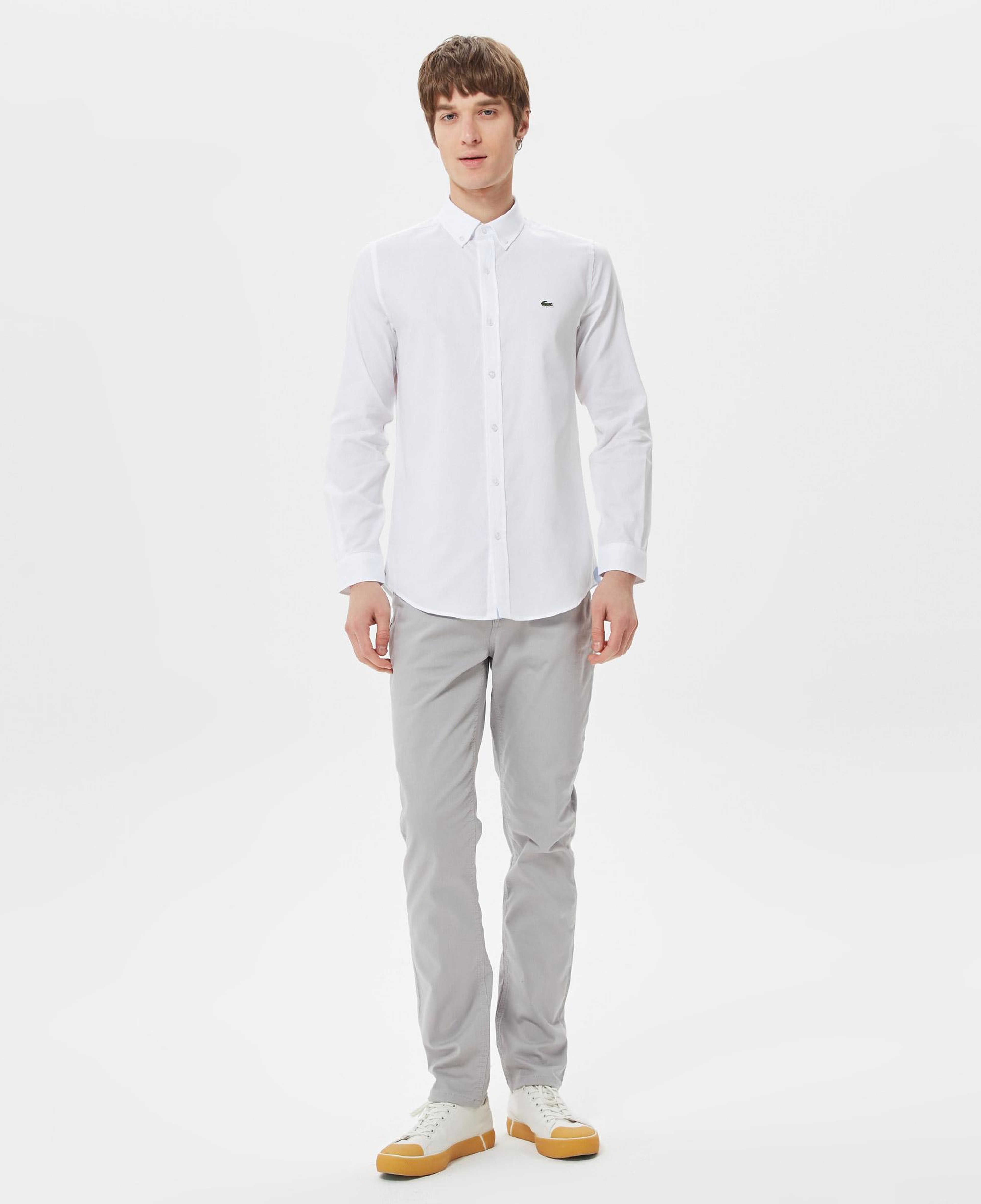 Erkek Slim Fit Düğmeli Yaka Beyaz Gömlek
