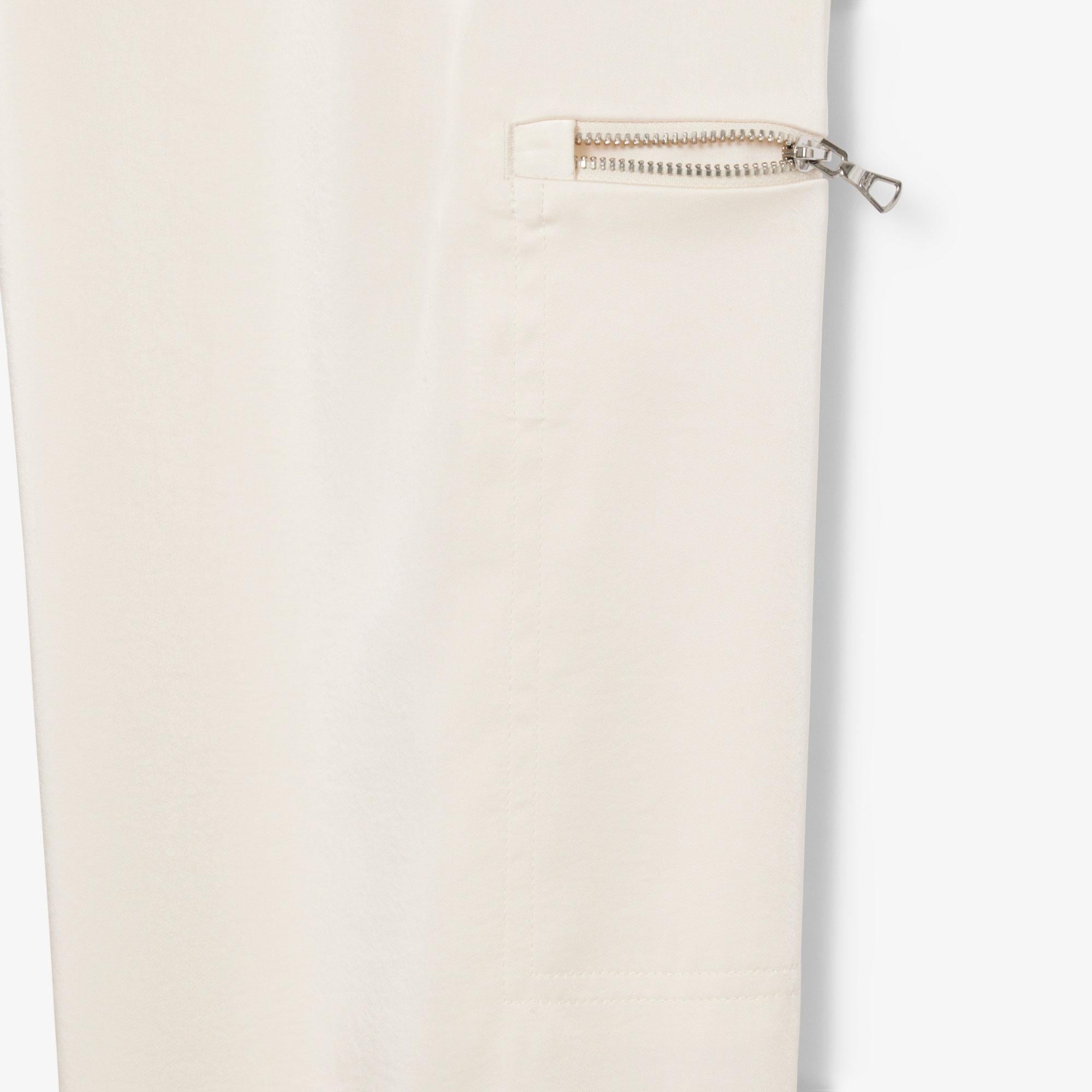 Kadın Oversized Fit Krem Pantolon