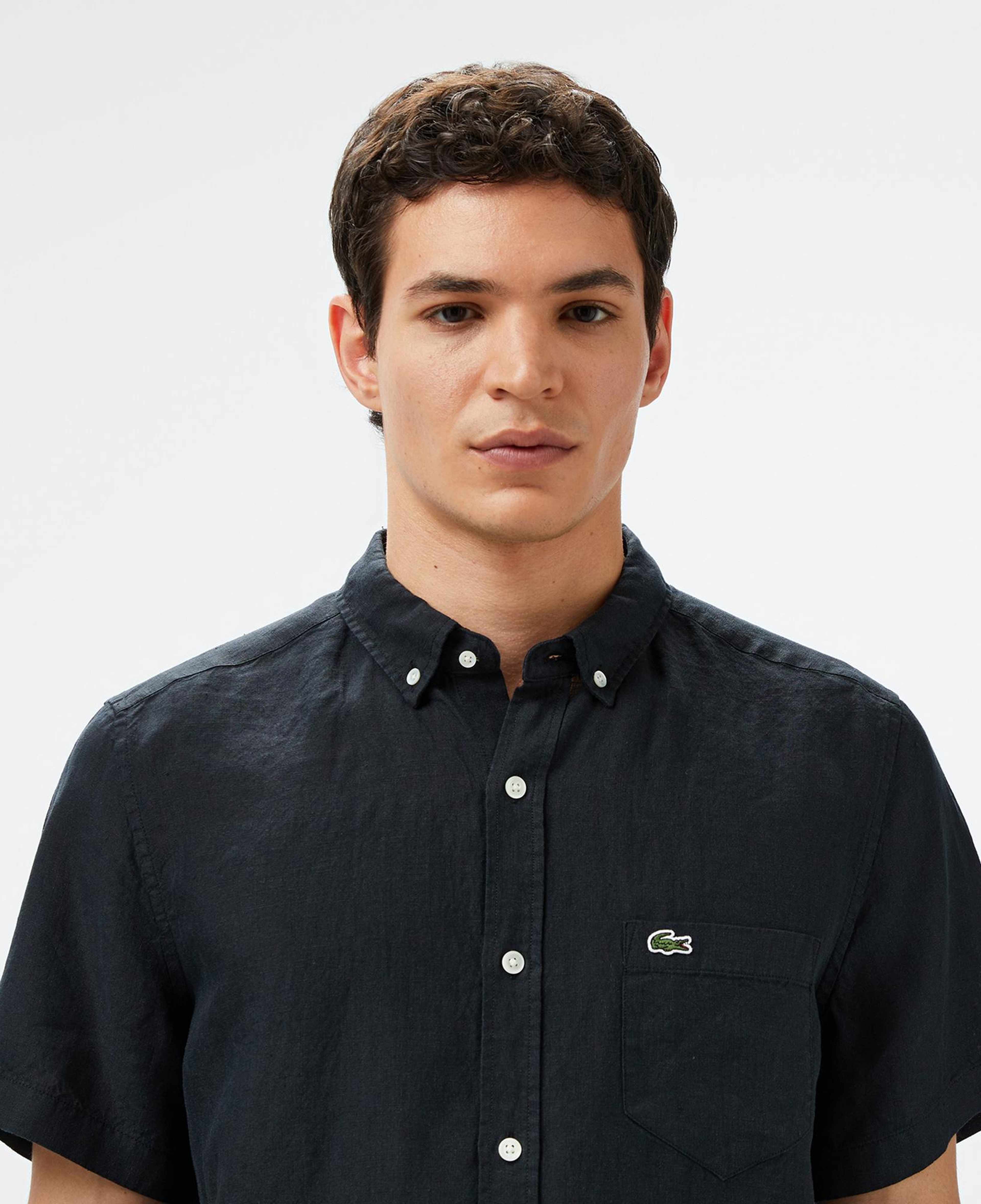 Lacoste Erkek Regular Fit Kısa Kollu Düğmeli Yaka Keten Siyah Gömlek