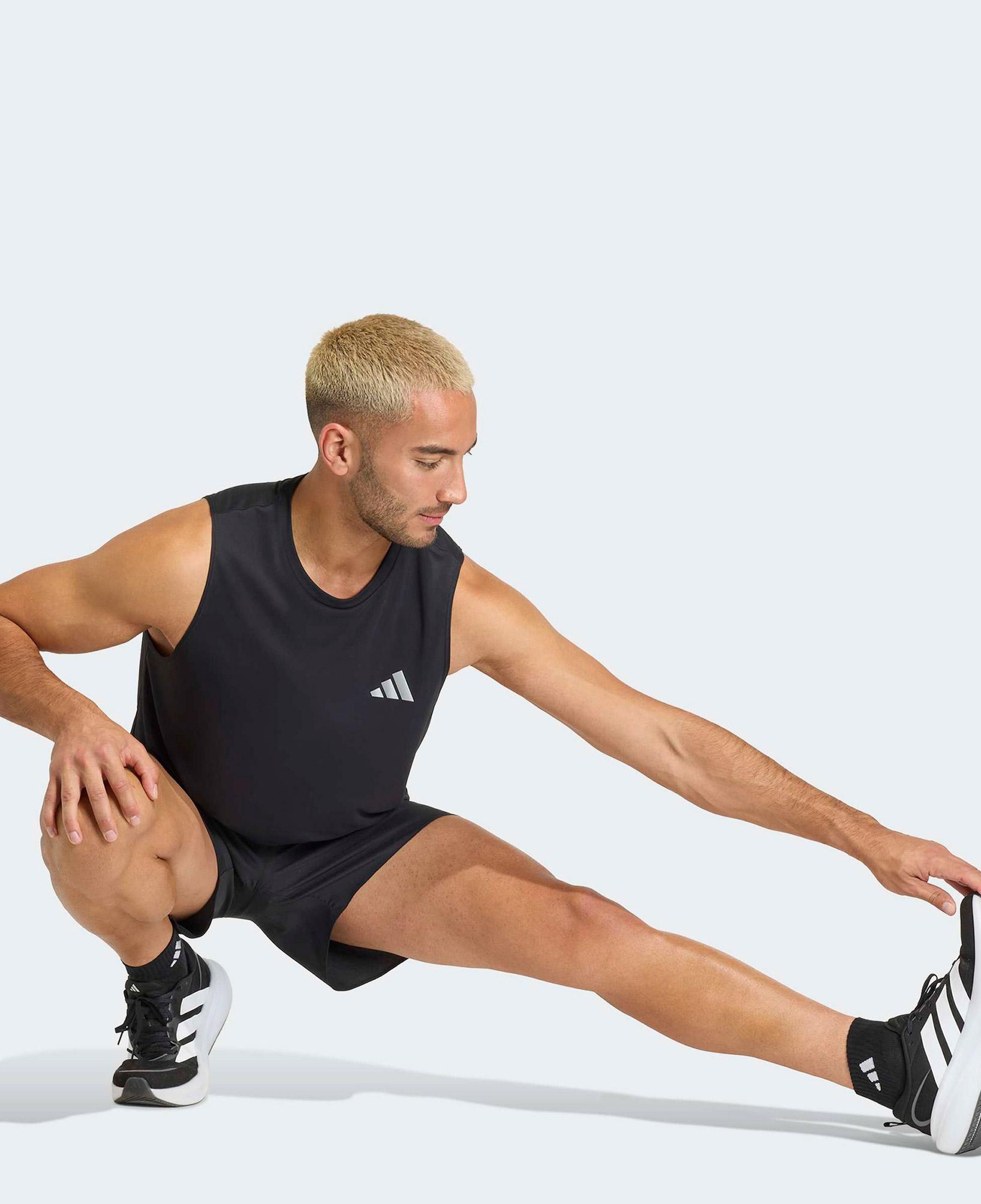 adidas Running Essentials Erkek Siyah Kolsuz T-Shirt