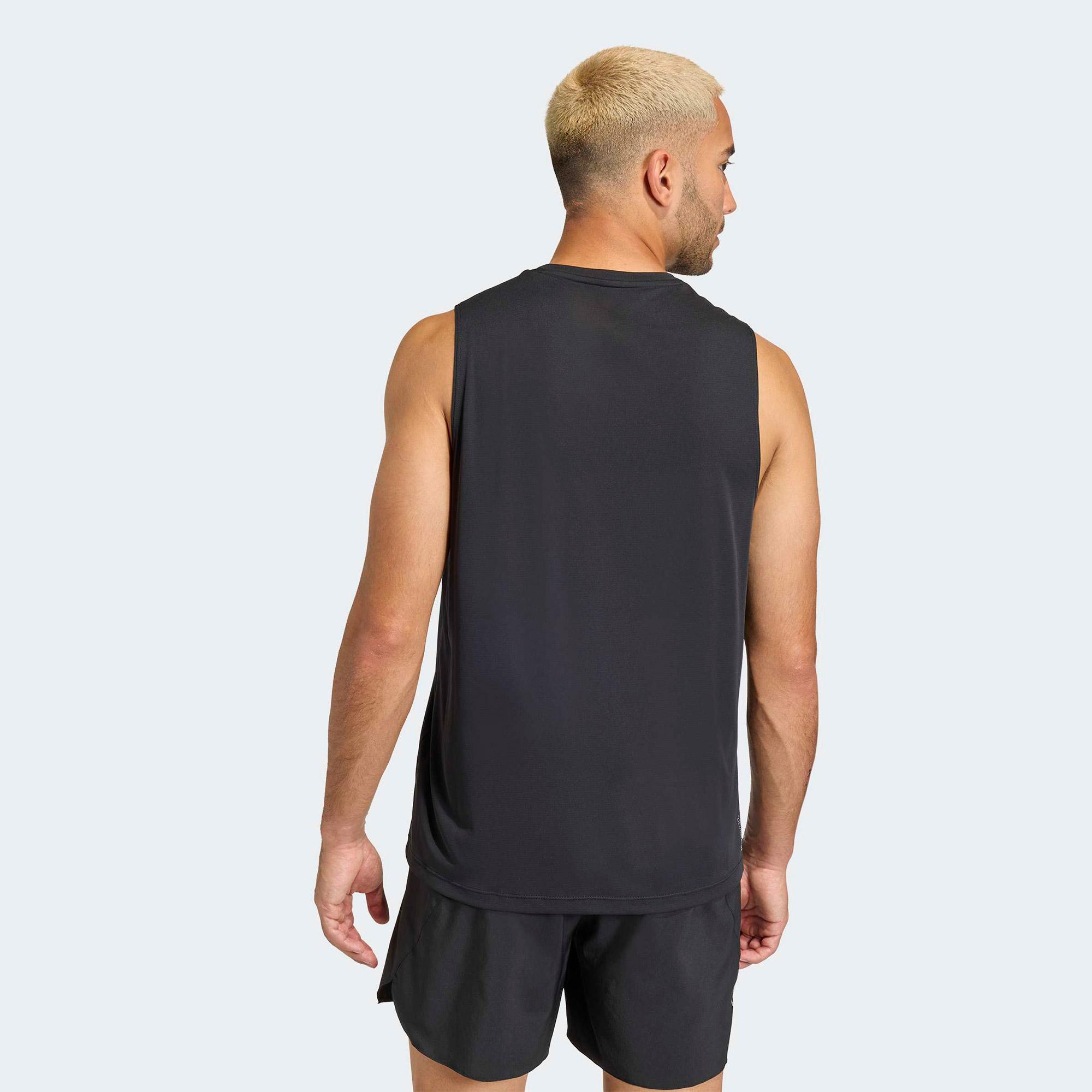 adidas Running Essentials Erkek Siyah Kolsuz T-Shirt