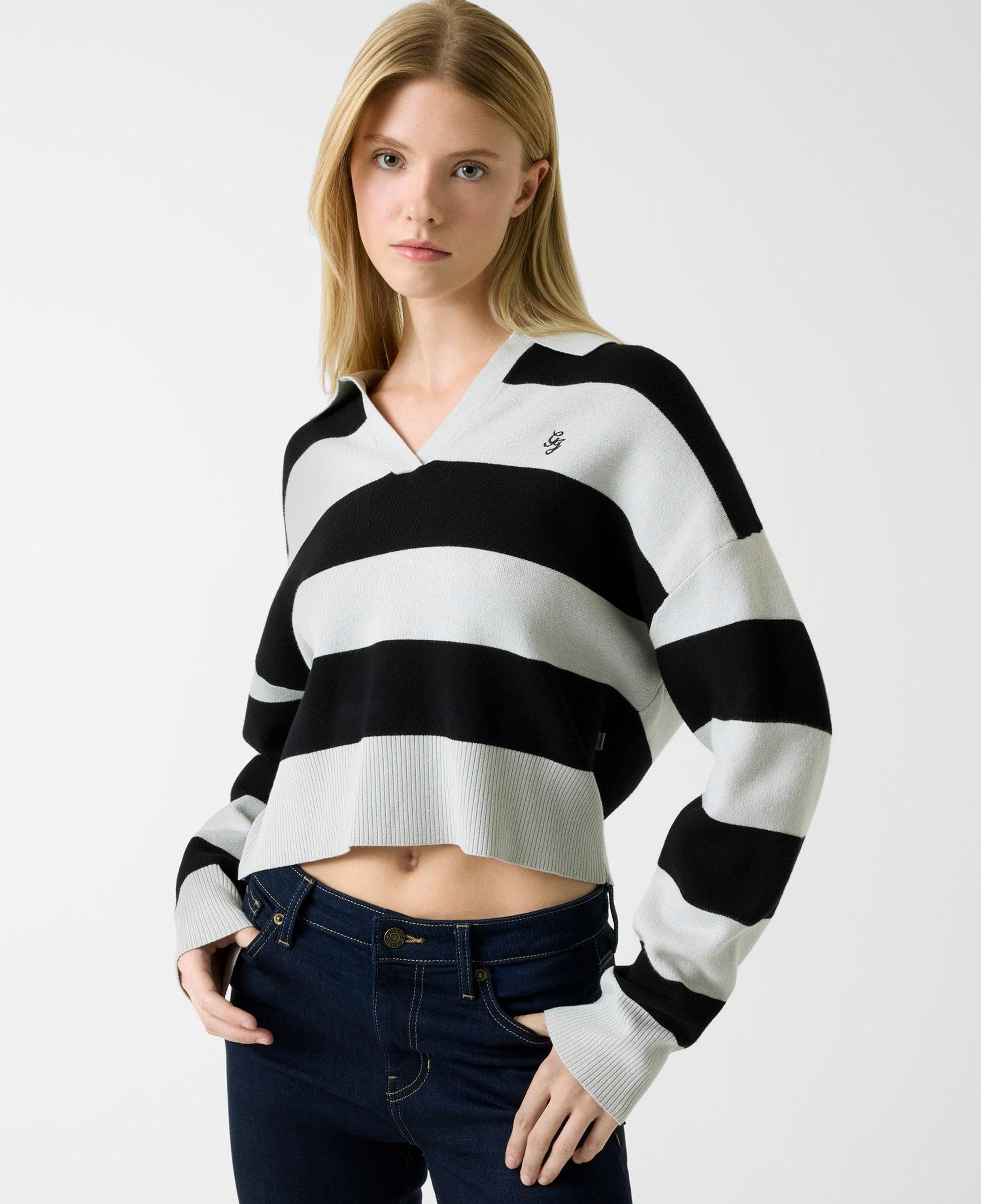 Guess Jeans Kadın Triko