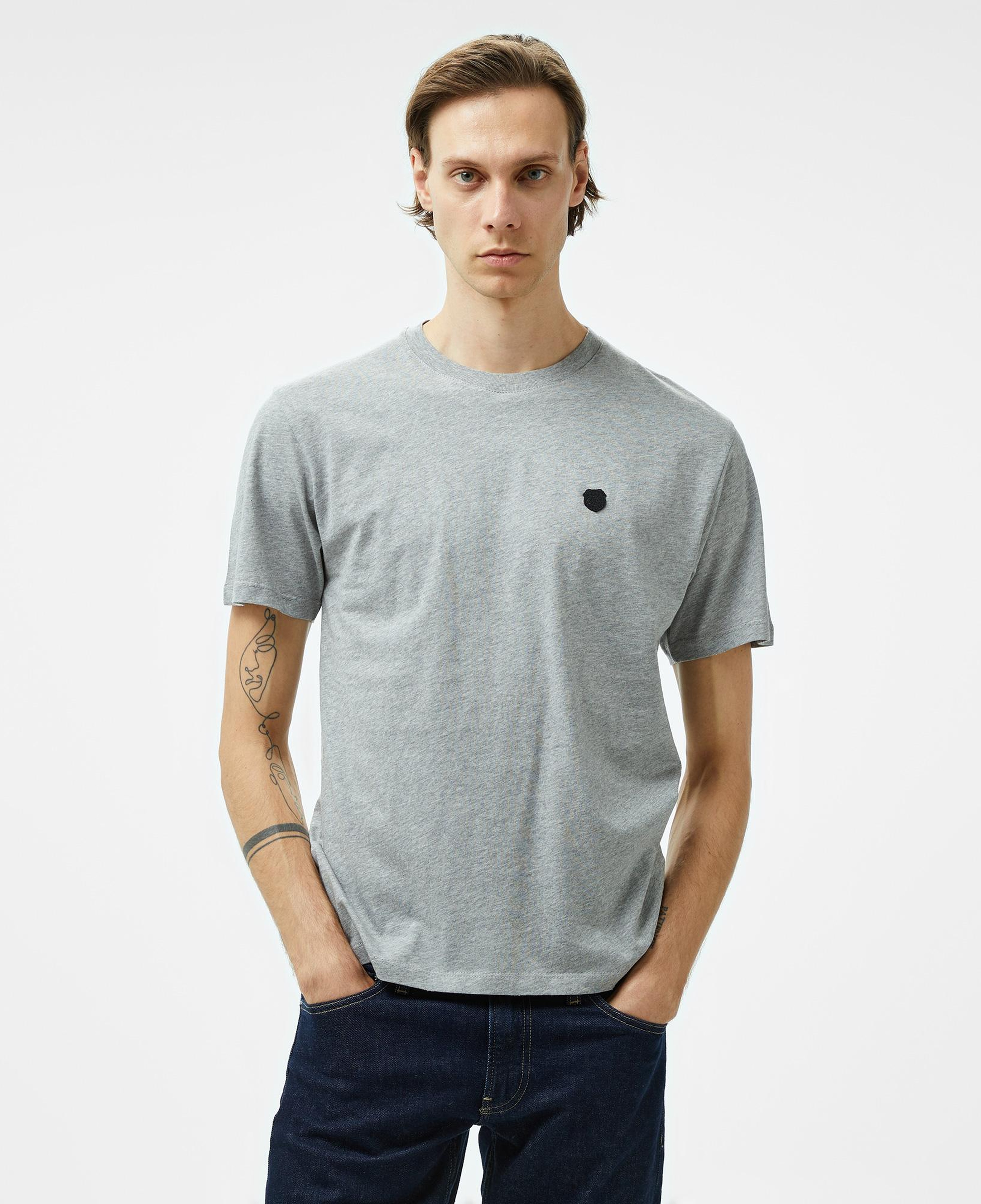 ERKEK GRİ T-SHIRT