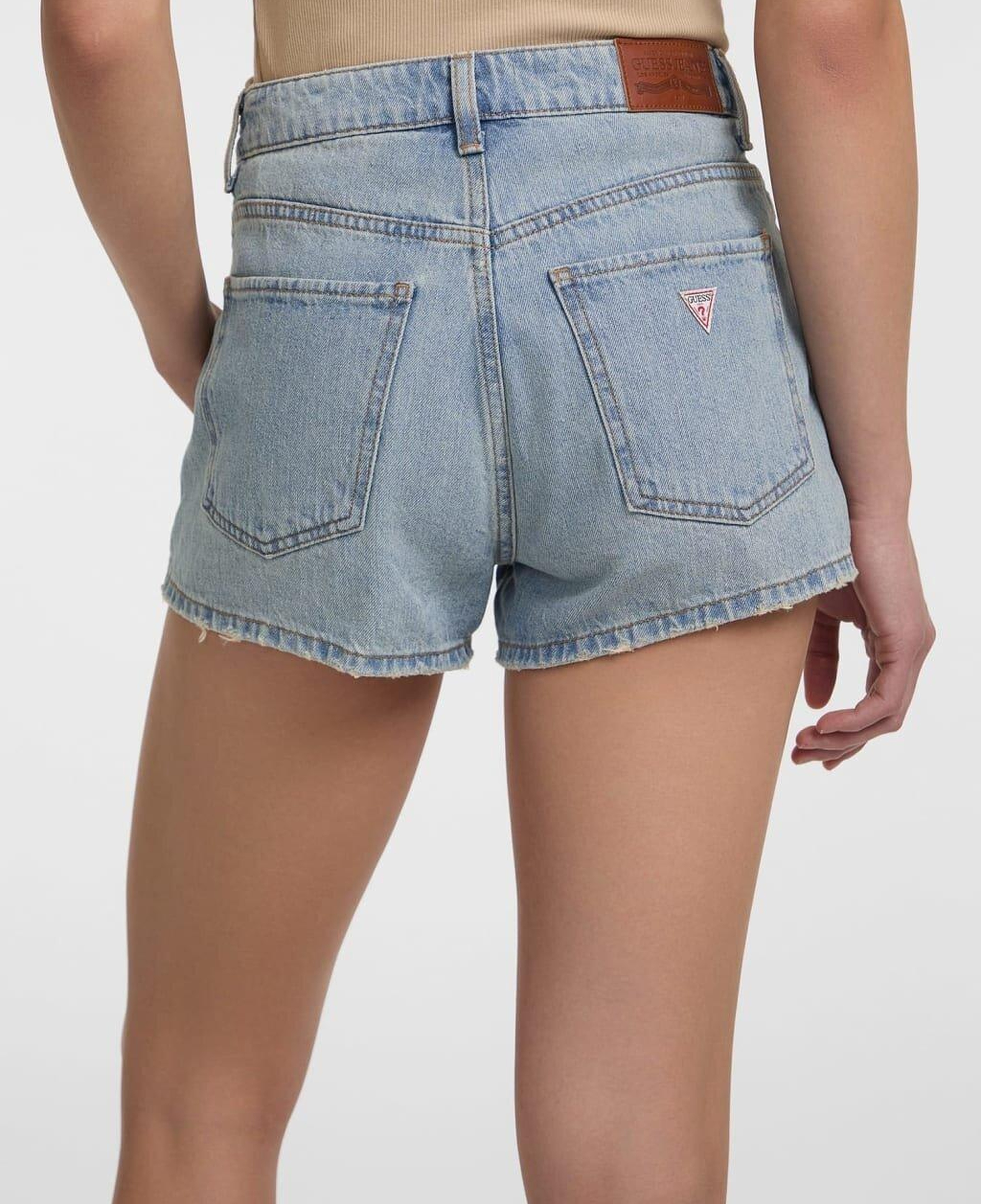 Guess Jeans Kadın Keten Karışımlı Regular Fit Denim Şort