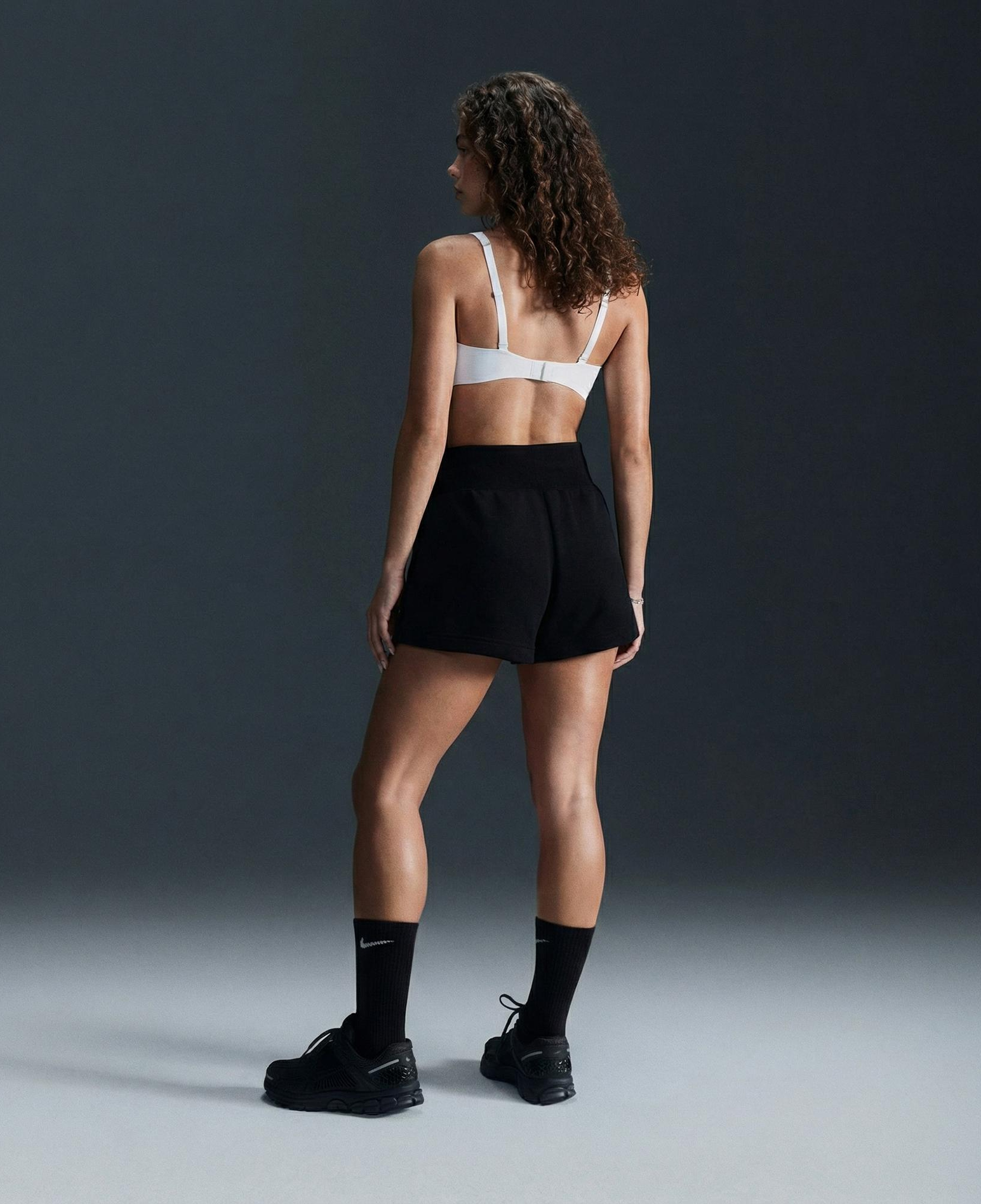Nike Alate Minimalist Kadın Beyaz Bra
