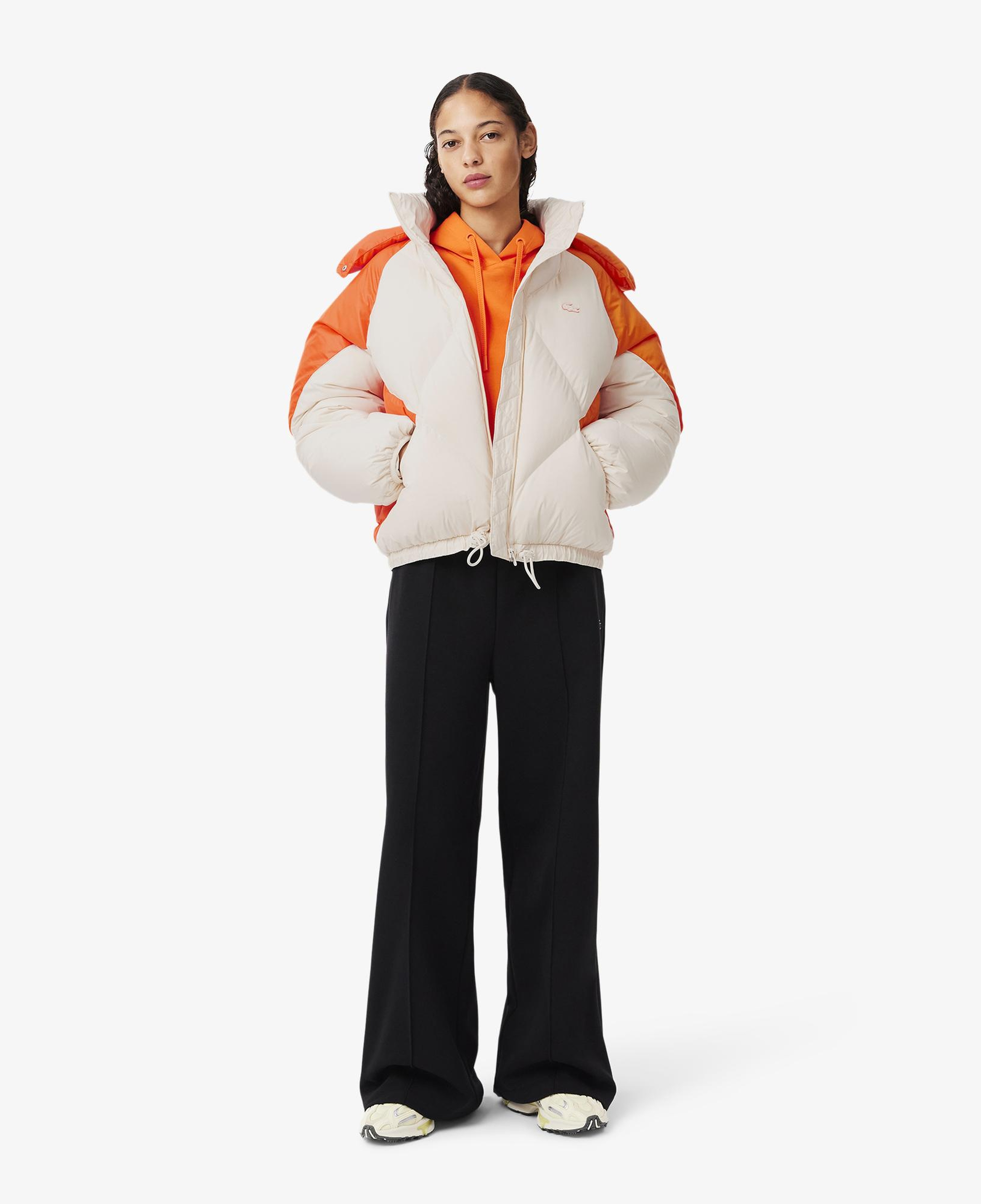 Kadın Oversize Fit Kapüşonlu Renk Bloklu Krem Şişme Mont