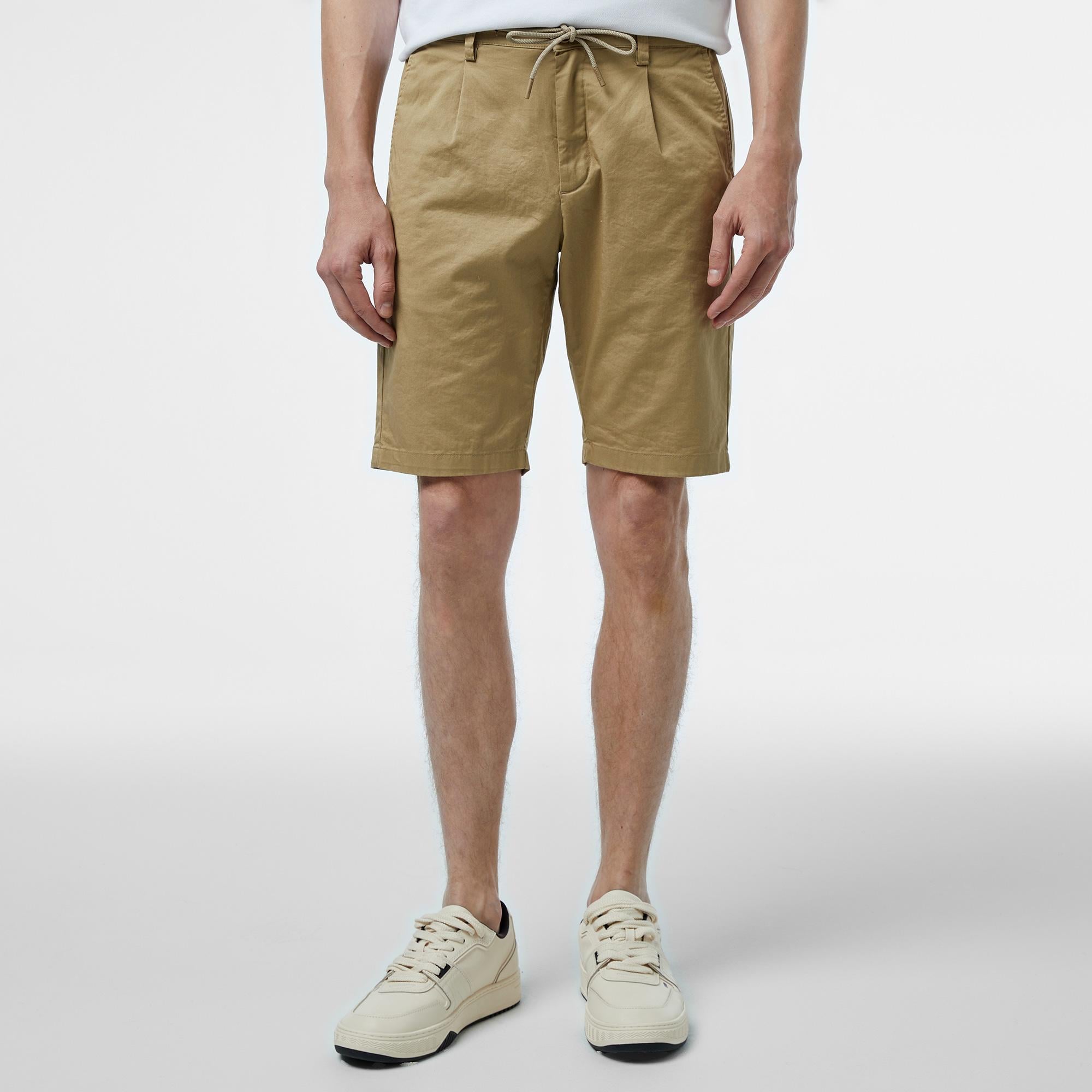 Lacoste Classic Fit Erkek Bej Şort