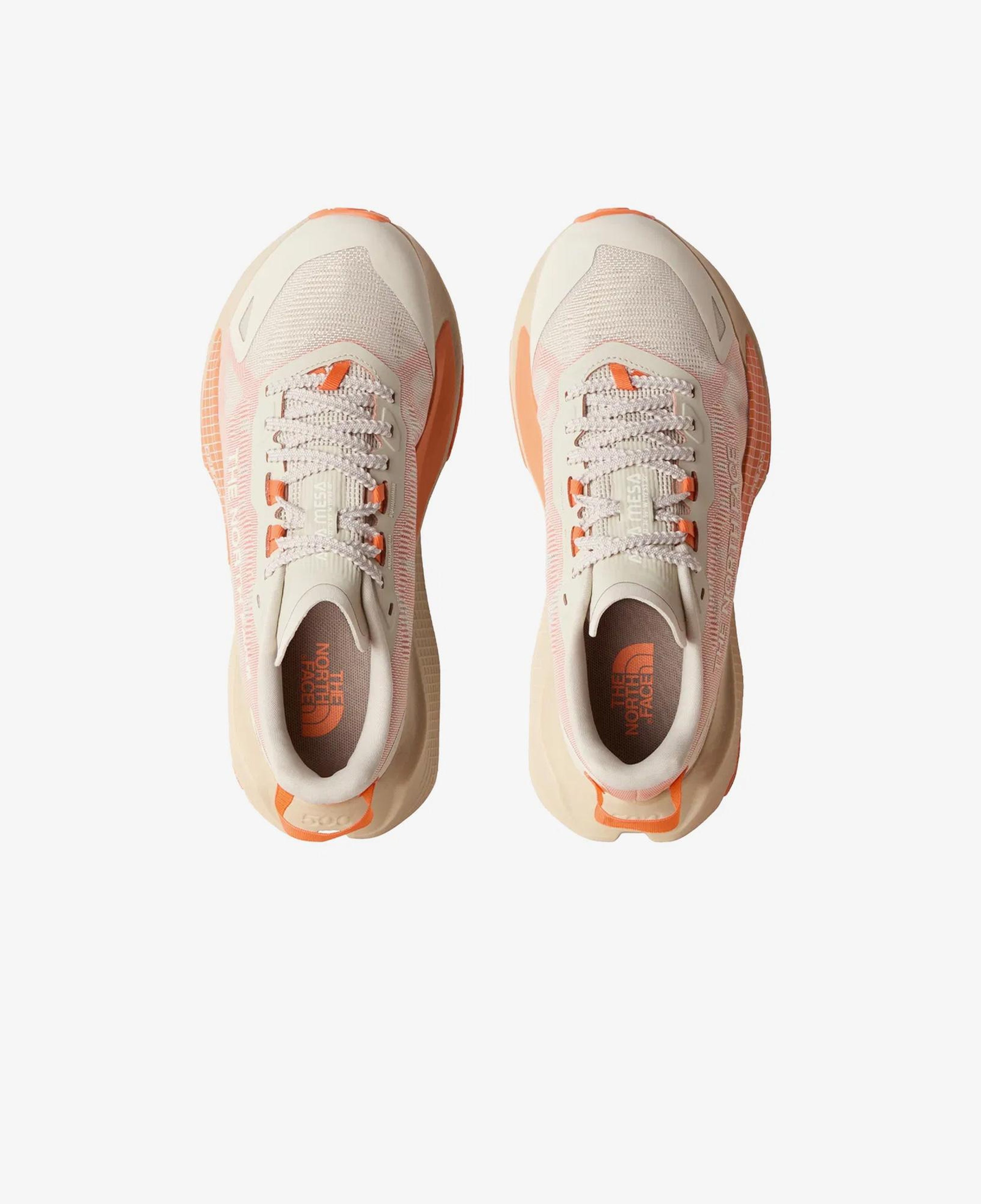The North Face Altamesa 500 V1 Kadın Bej Gri Koşu Ayakkabısı