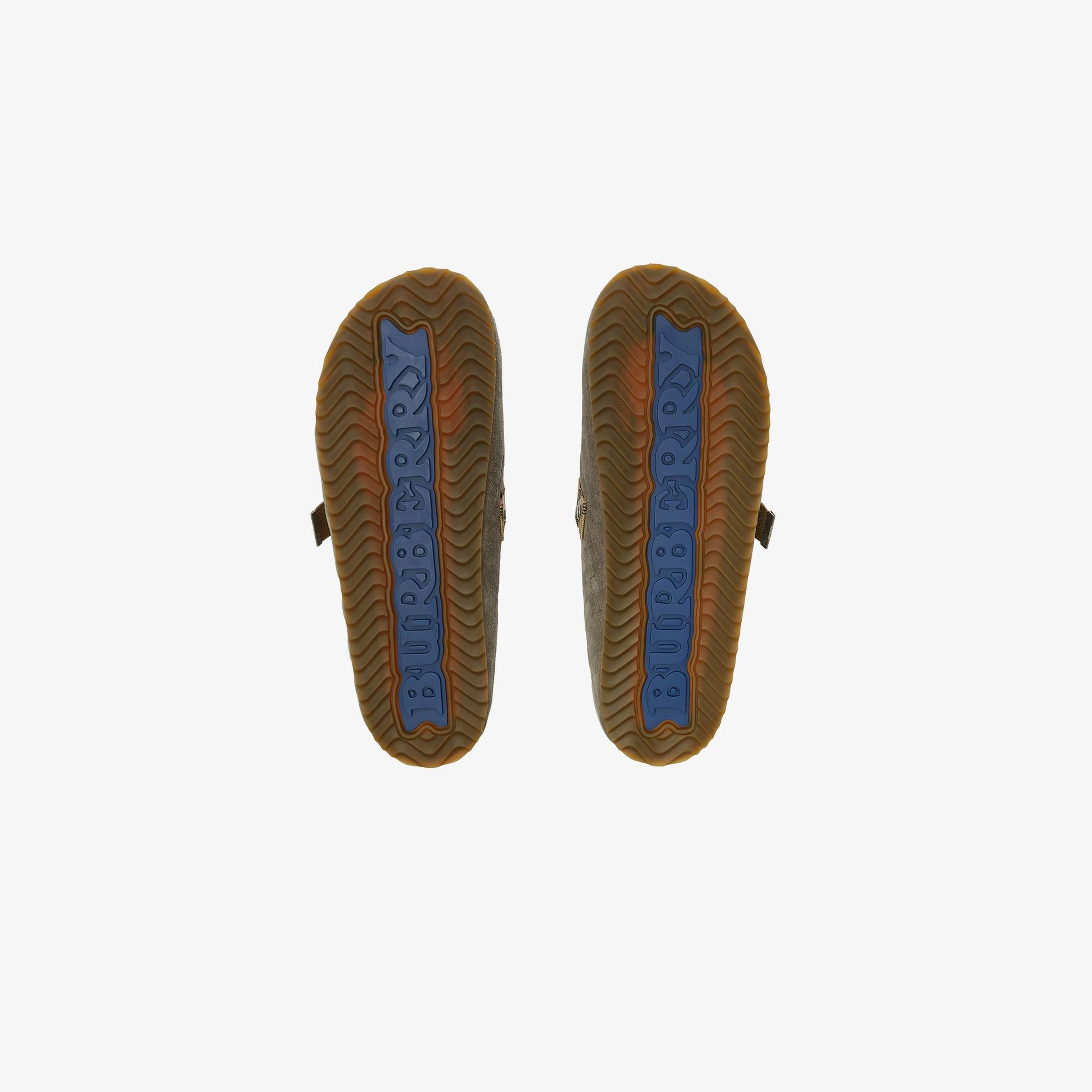 Burberry Urchin Erkek Gri Terlik