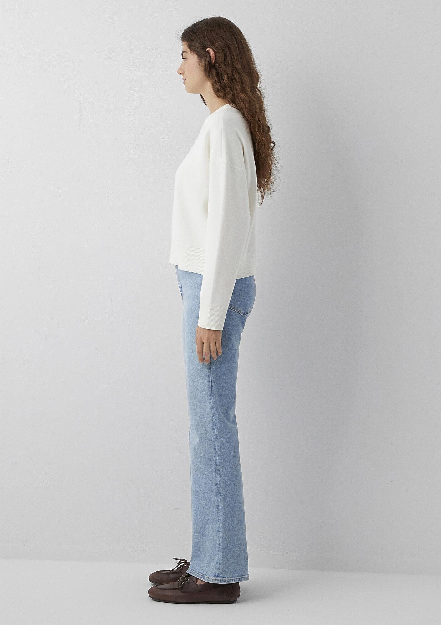 Mavi Ekru Basic Kazak Loose Fit / Bol Rahat Kesim 1710933-80194