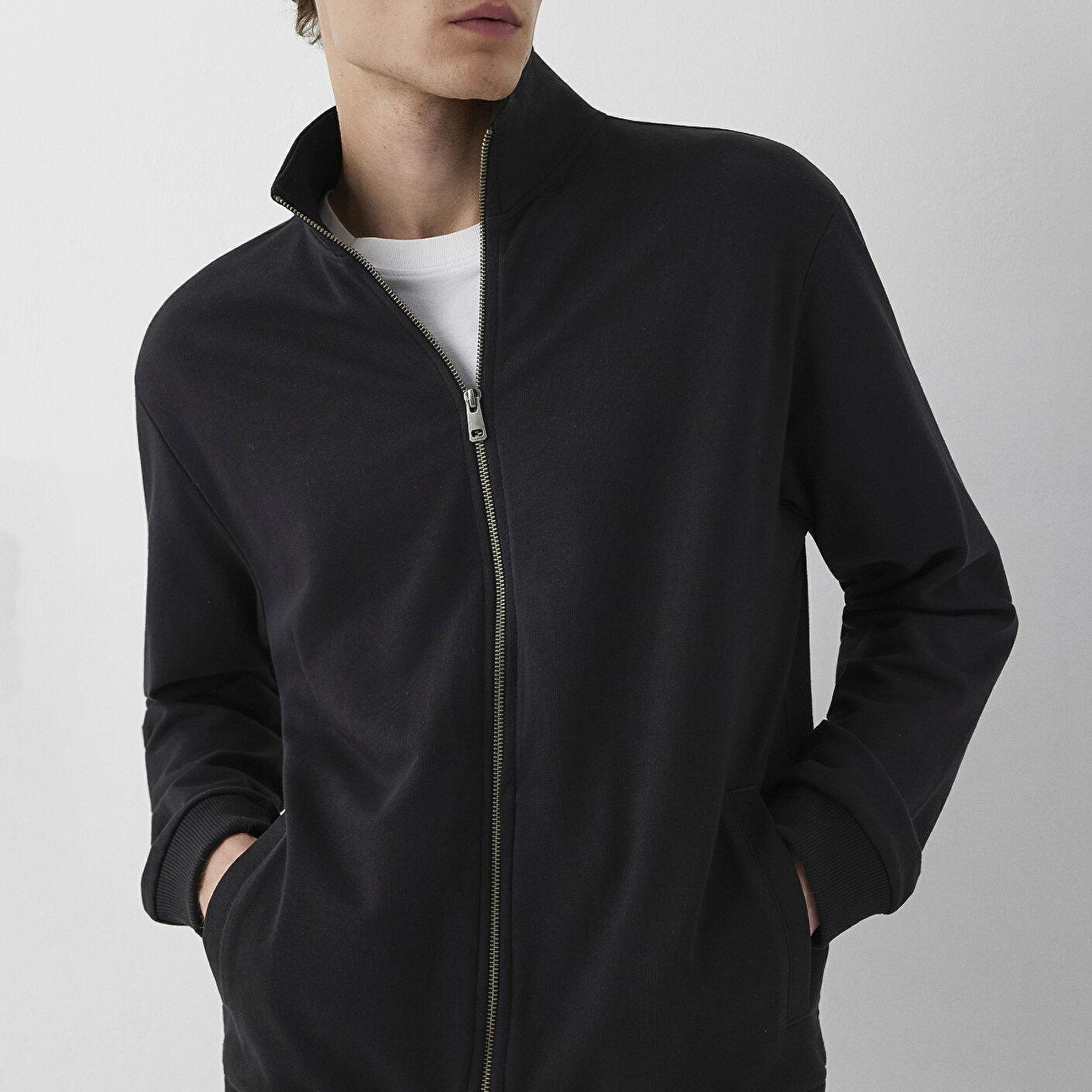 Mavi Fermuarlı Siyah Basic Sweatshirt 0S10621-900