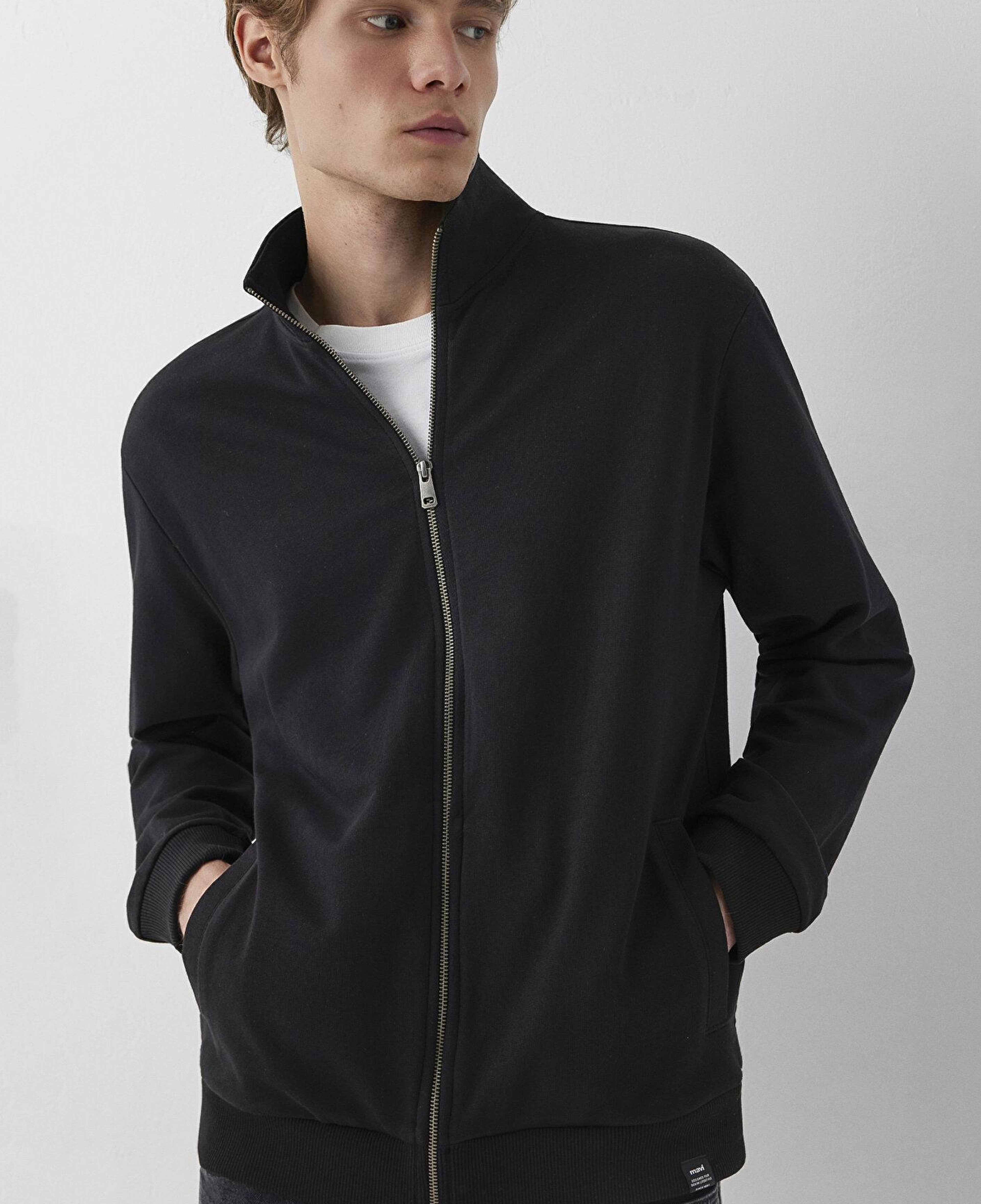 Mavi Fermuarlı Siyah Basic Sweatshirt 0S10621-900