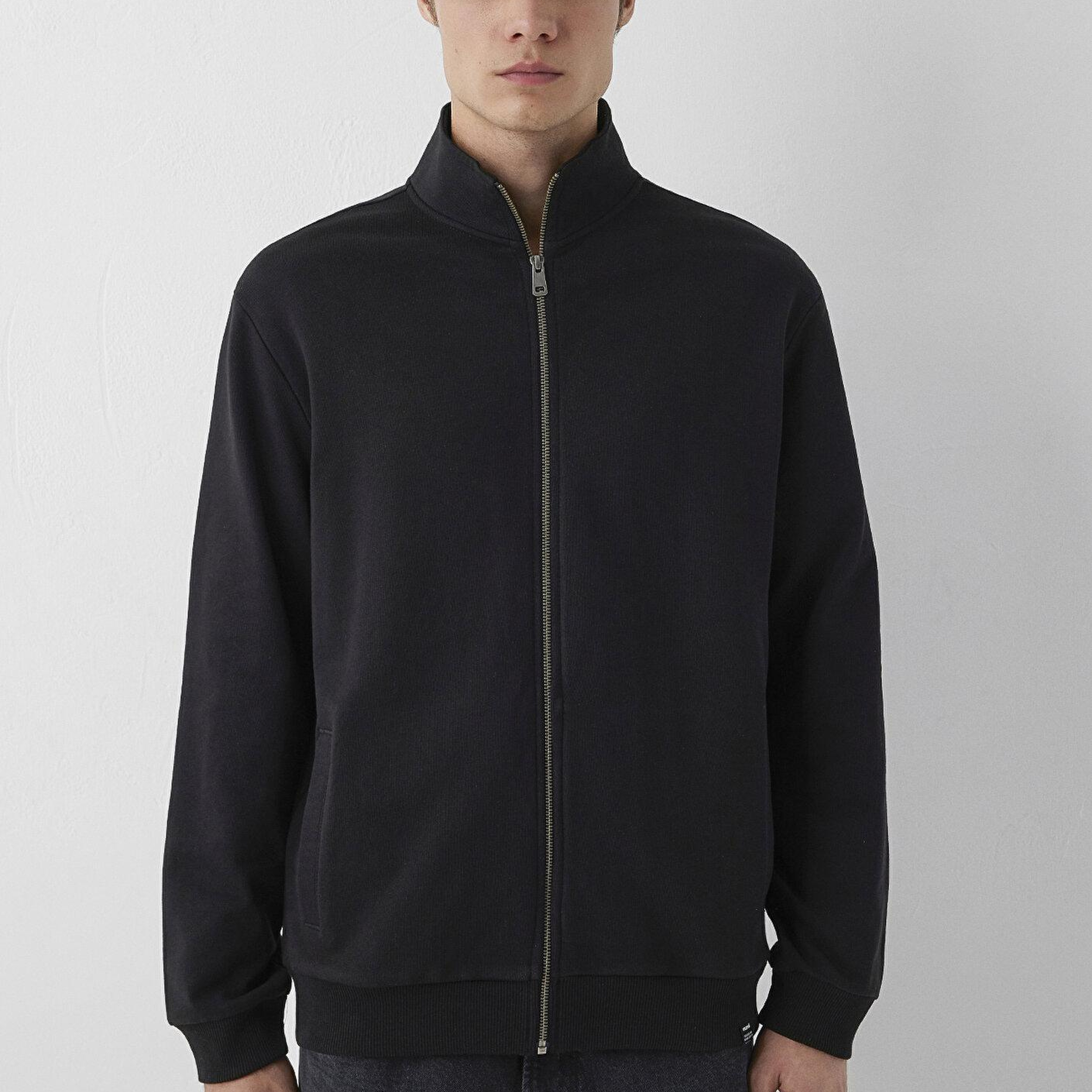 Mavi Fermuarlı Siyah Basic Sweatshirt 0S10621-900
