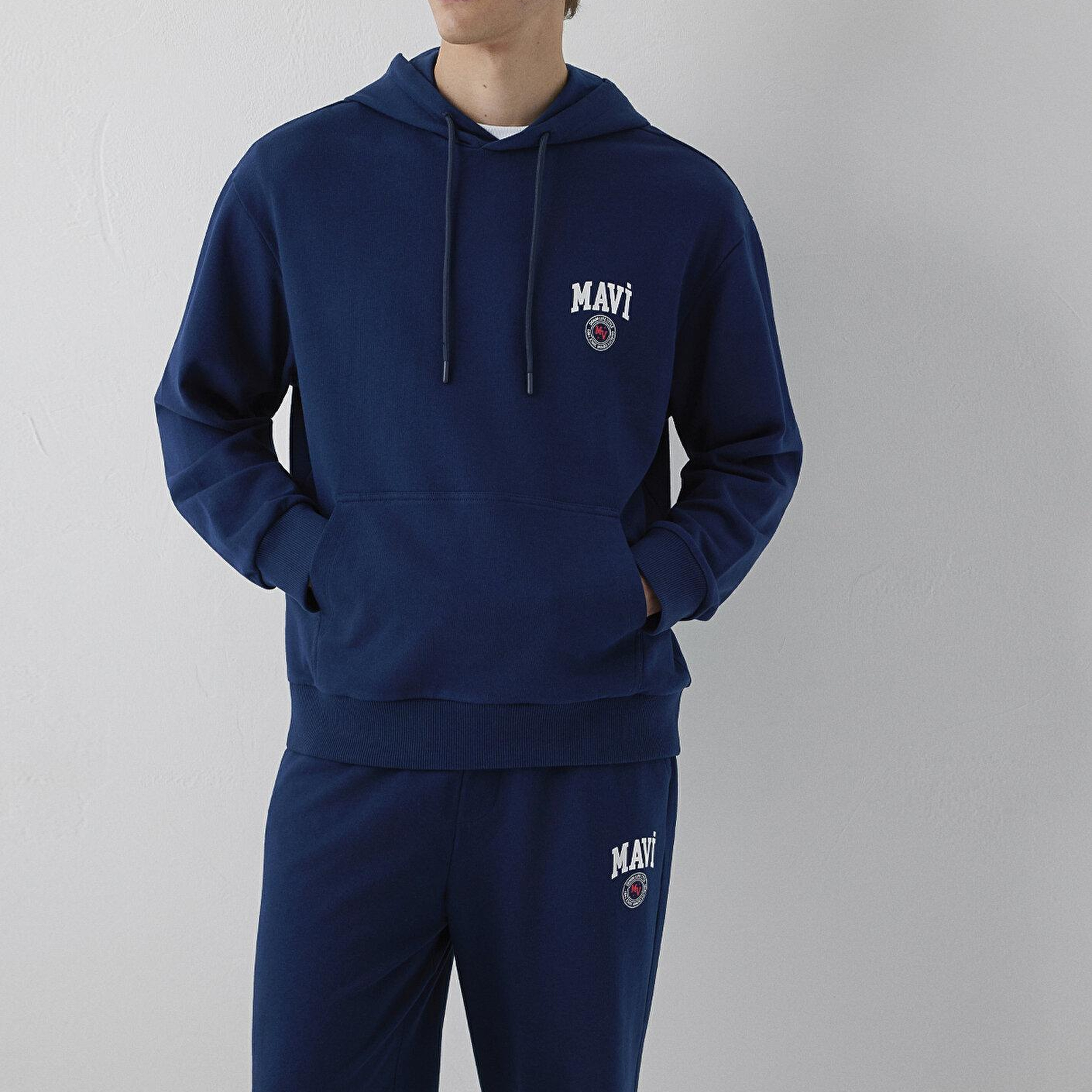 Mavi Mavi Logo Baskılı Kapüşonlu Lacivert Sweatshirt 0S10656-89353