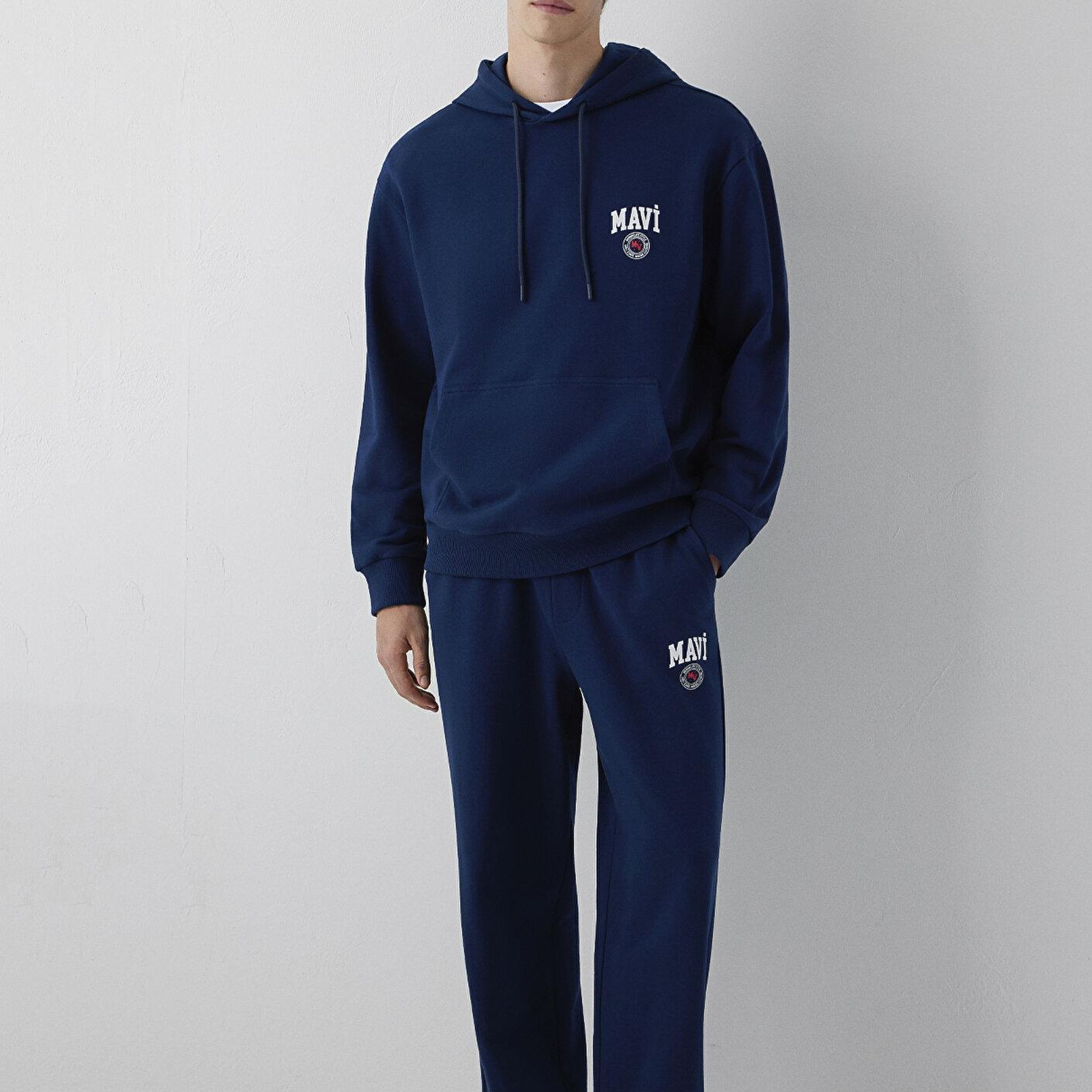 Mavi Mavi Logo Baskılı Kapüşonlu Lacivert Sweatshirt 0S10656-89353