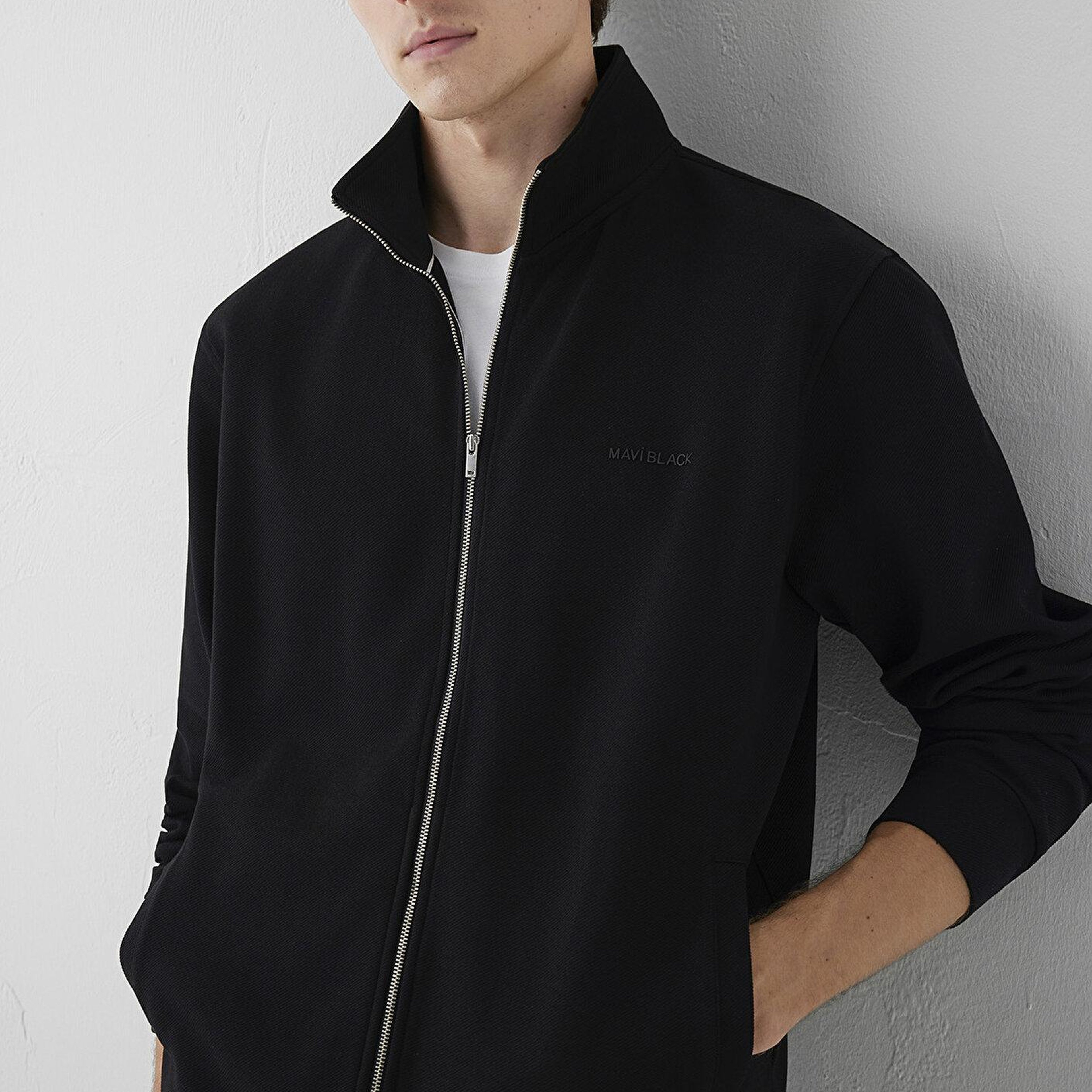 Mavi Mavi Black Fermuarlı Siyah Sweatshirt 0S10628-900