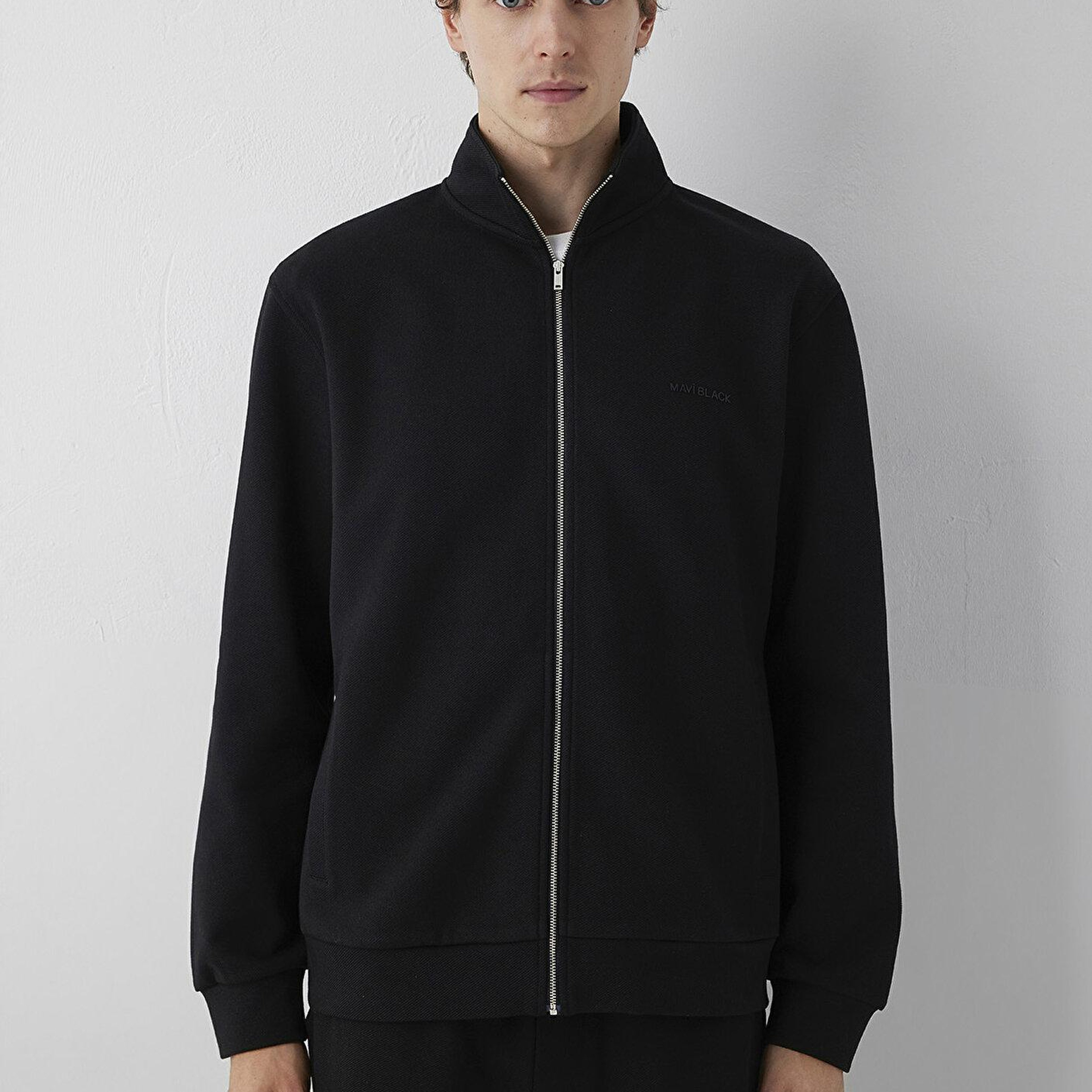 Mavi Mavi Black Fermuarlı Siyah Sweatshirt 0S10628-900