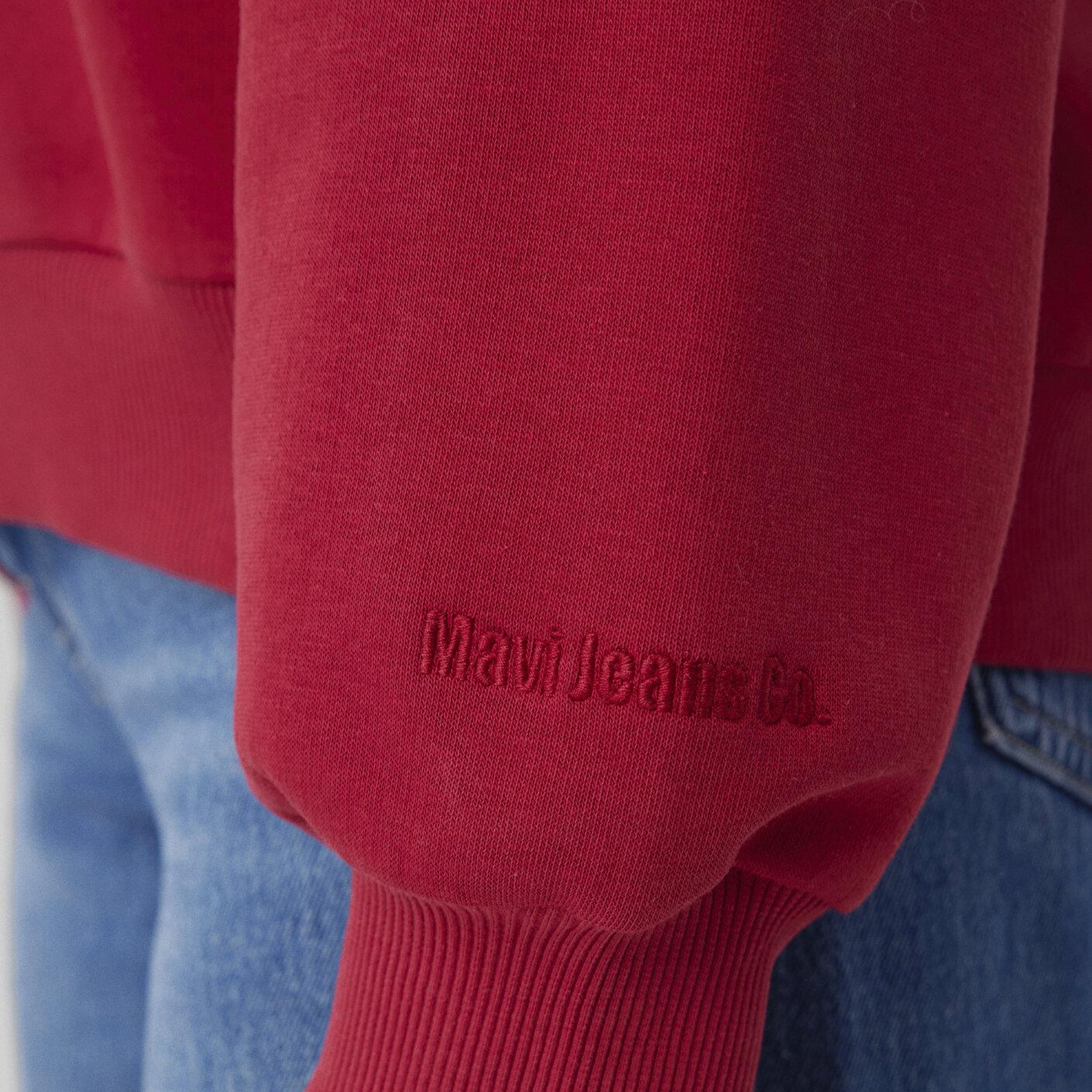 Mavi Bisiklet Yaka Kırmızı Basic Sweatshirt 1610198-70391