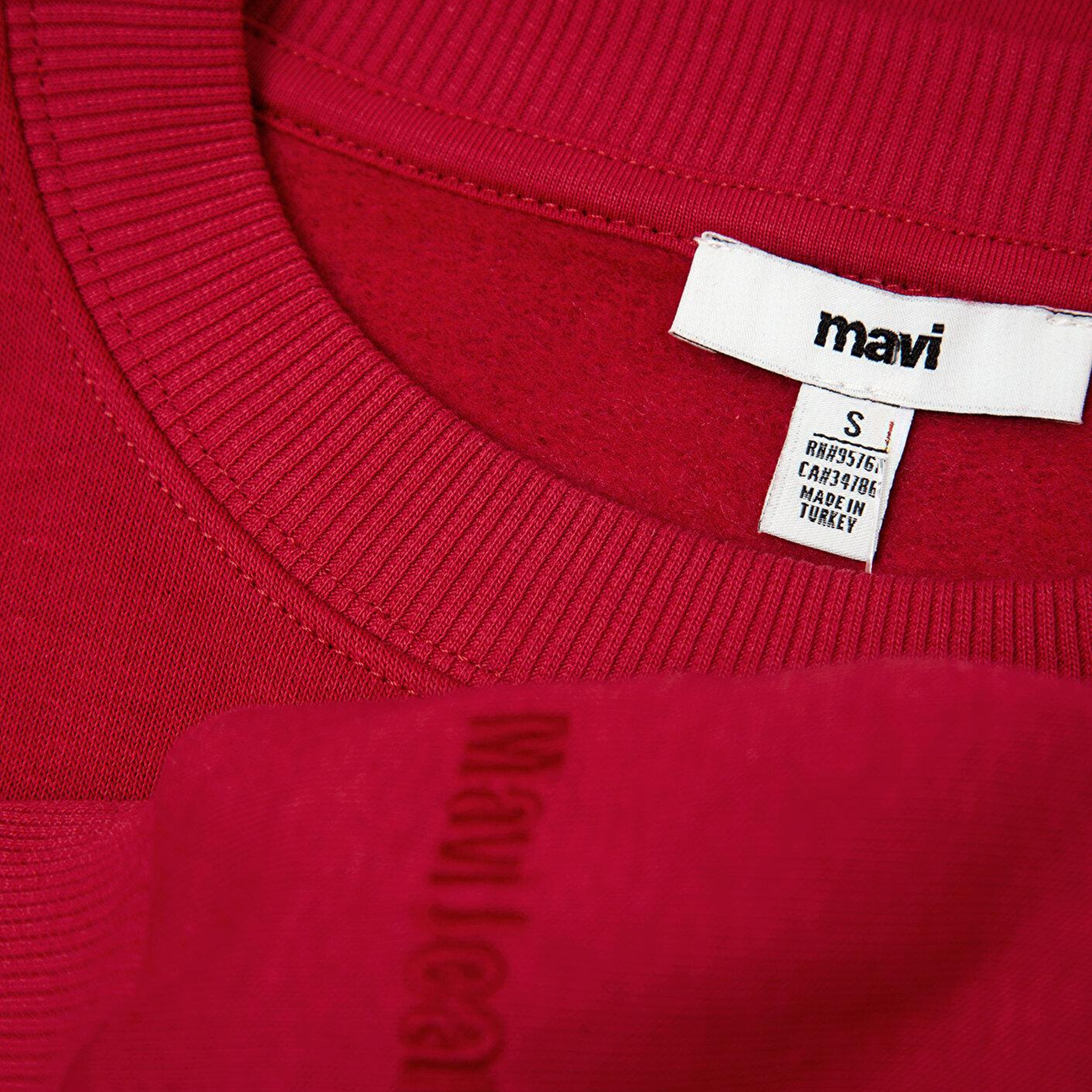 Mavi Bisiklet Yaka Kırmızı Basic Sweatshirt 1610198-70391