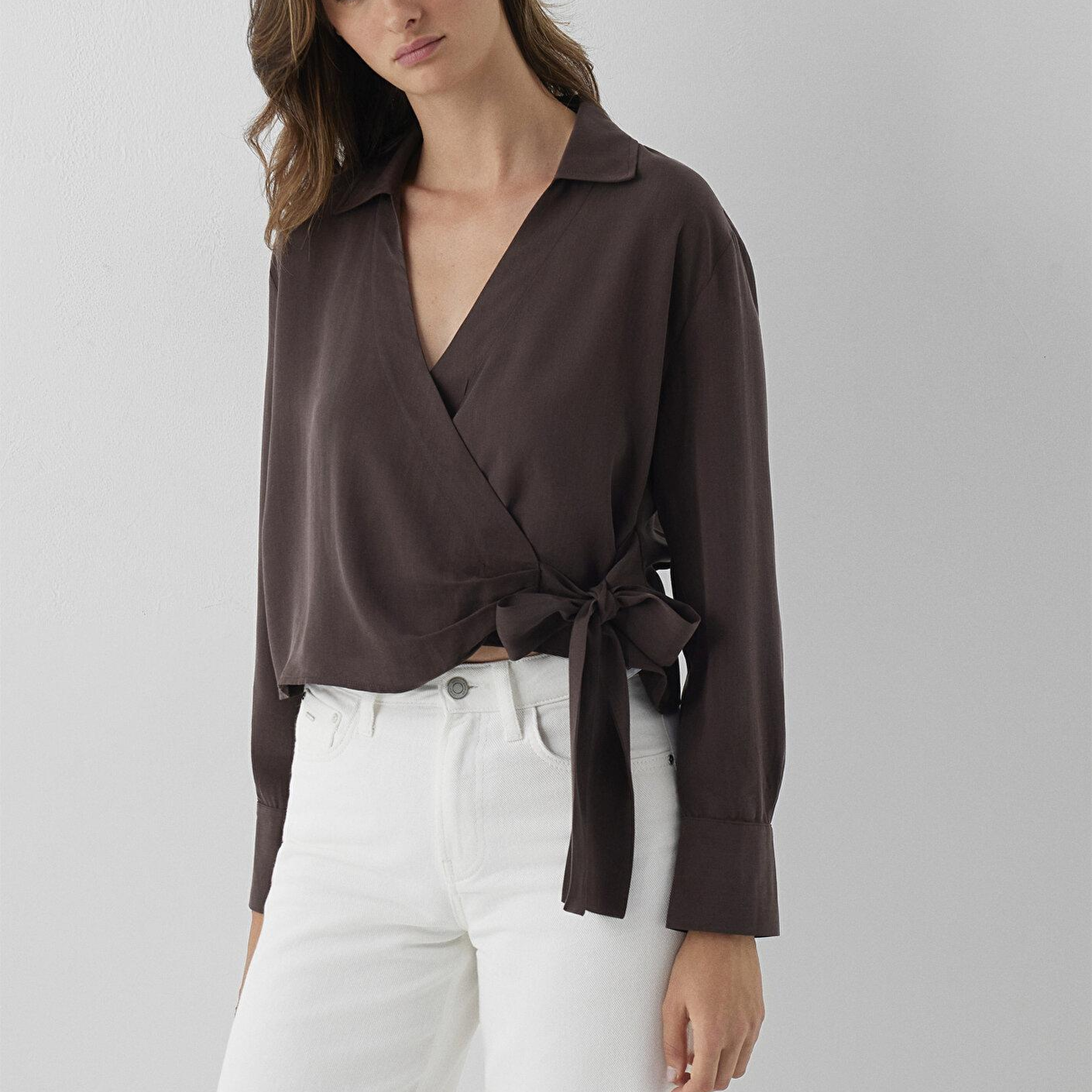 Mavi (Tencel TM) Lyocell Çapraz Bağlamalı Kahverengi Bluz 1211581-70236