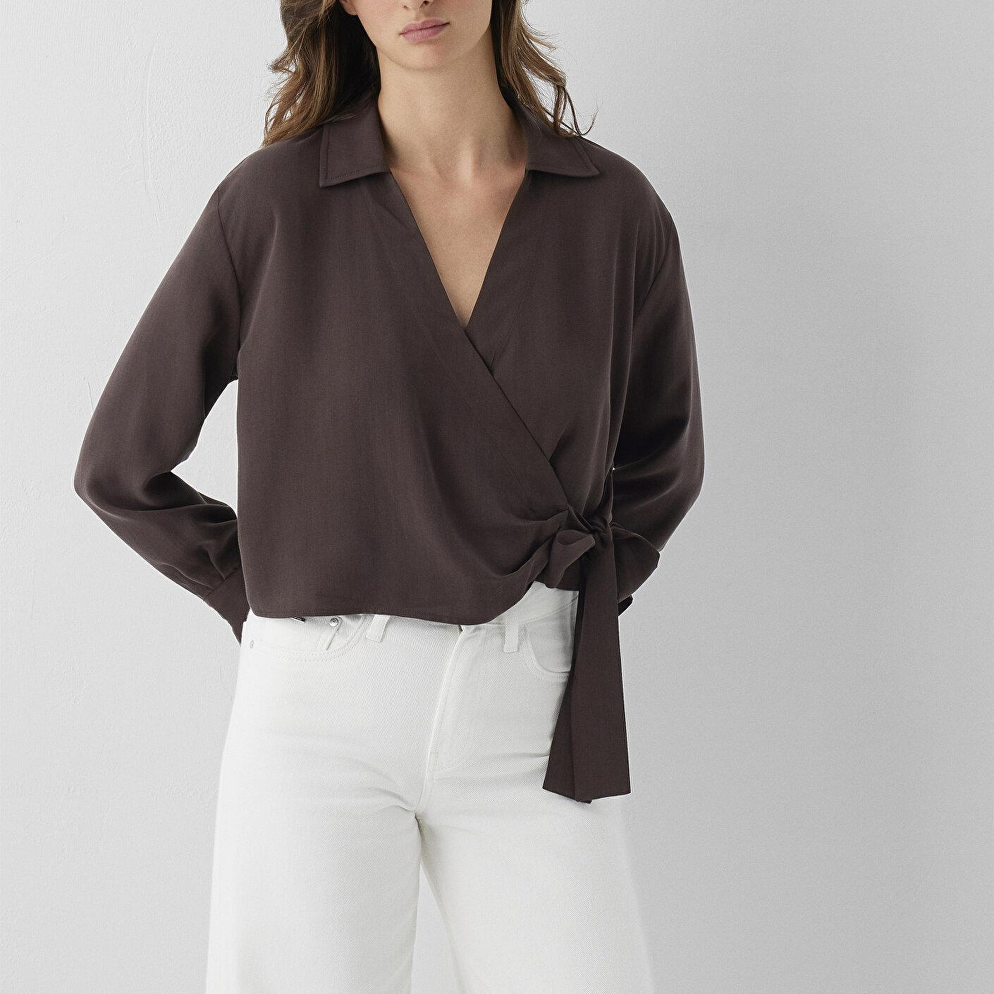 Mavi (Tencel TM) Lyocell Çapraz Bağlamalı Kahverengi Bluz 1211581-70236