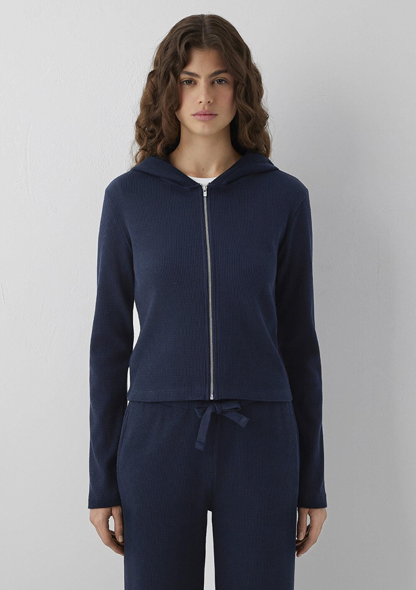 Mavi Dokulu Fermuarlı Lacivert Üst Slim Fit / Dar Kesim 1613383-80872