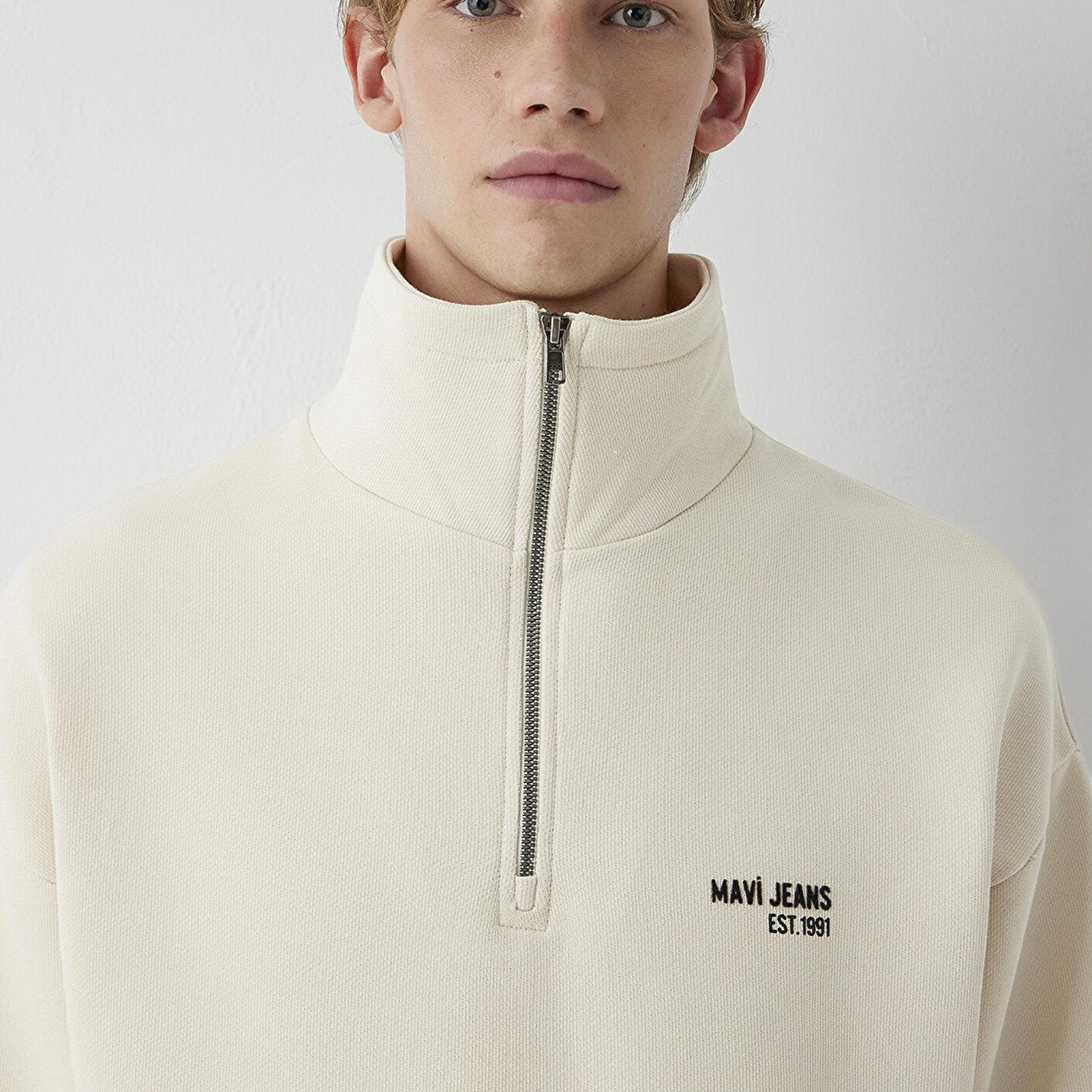 Mavi Mavi Logo Baskılı Yarı Fermuarlı Bej Sweatshirt 0S10678-70072