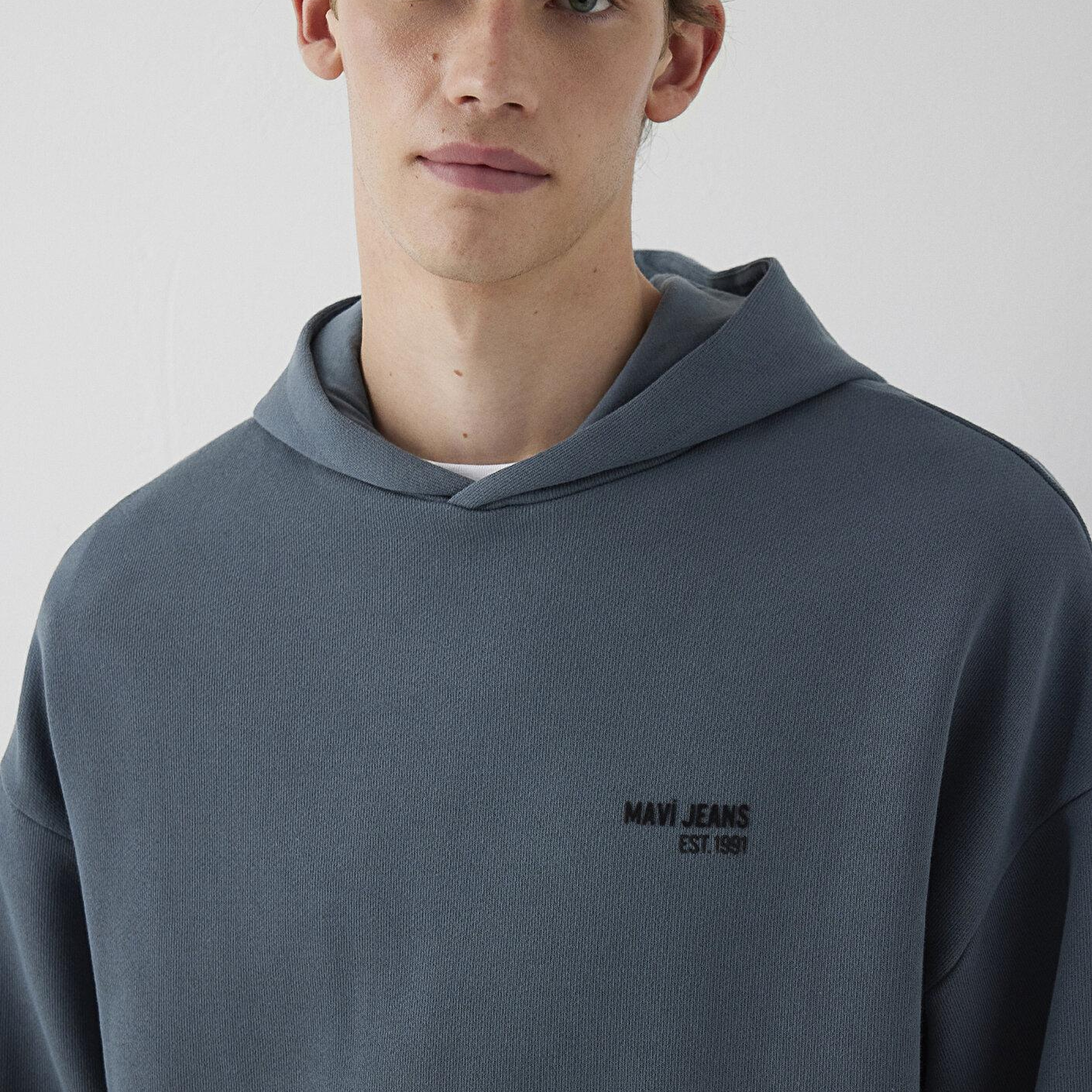 Mavi Mavi Jeans Kapüşonlu Lacivert Sweatshirt 0S10676-80776