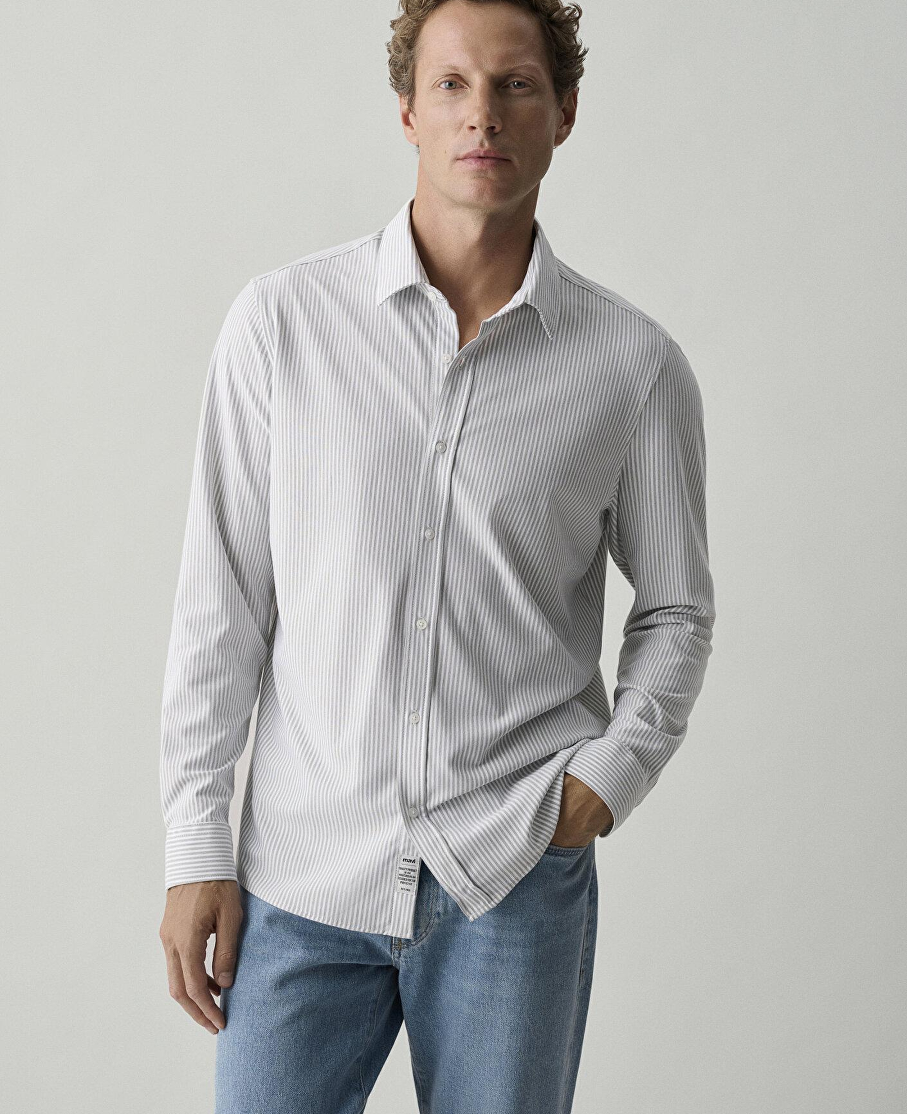 Mavi Çizgili Gömlek Regular Fit / Normal Kesim 0220383-A6879