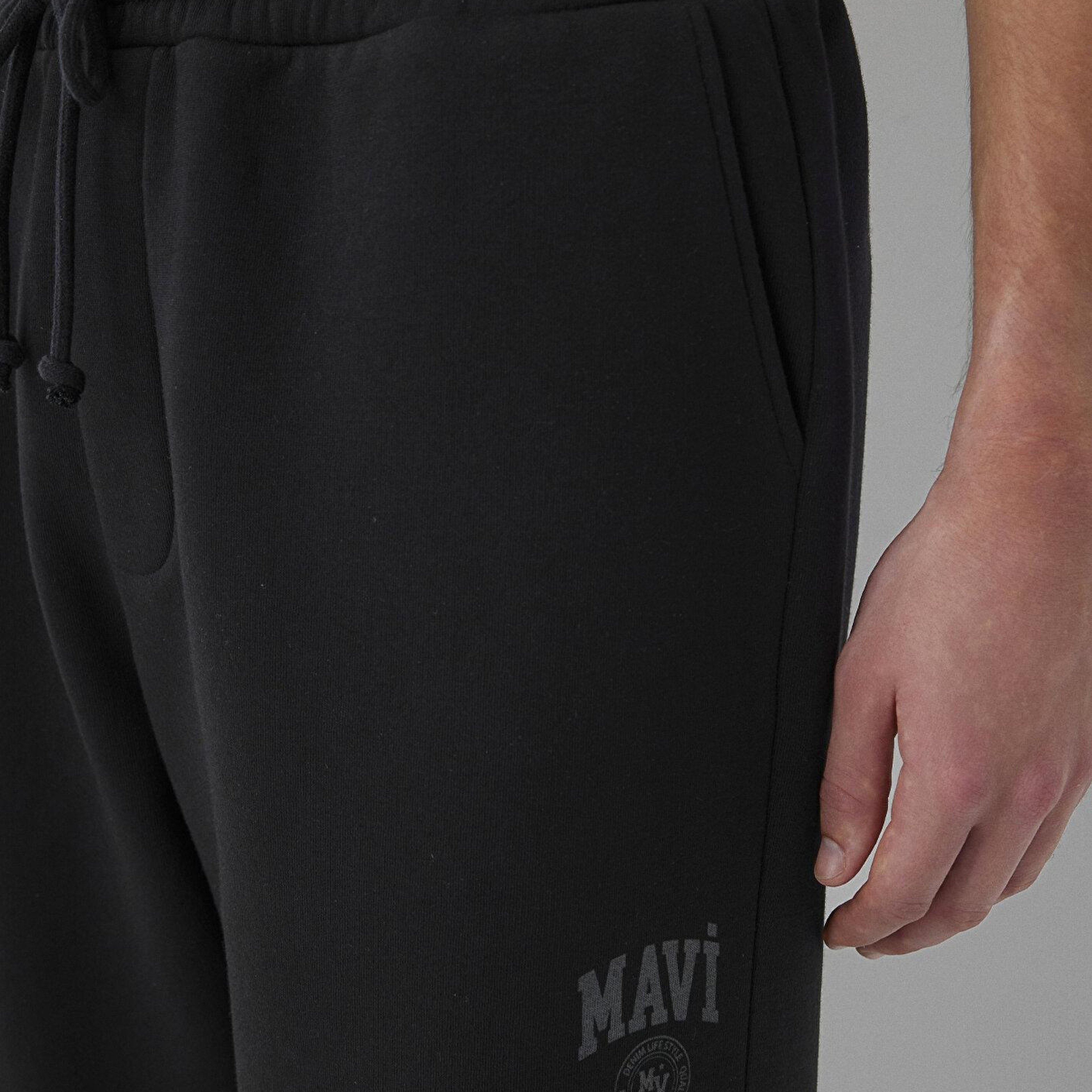 Mavi Mavi Logo Baskılı Siyah Eşofman Altı 0010616-900