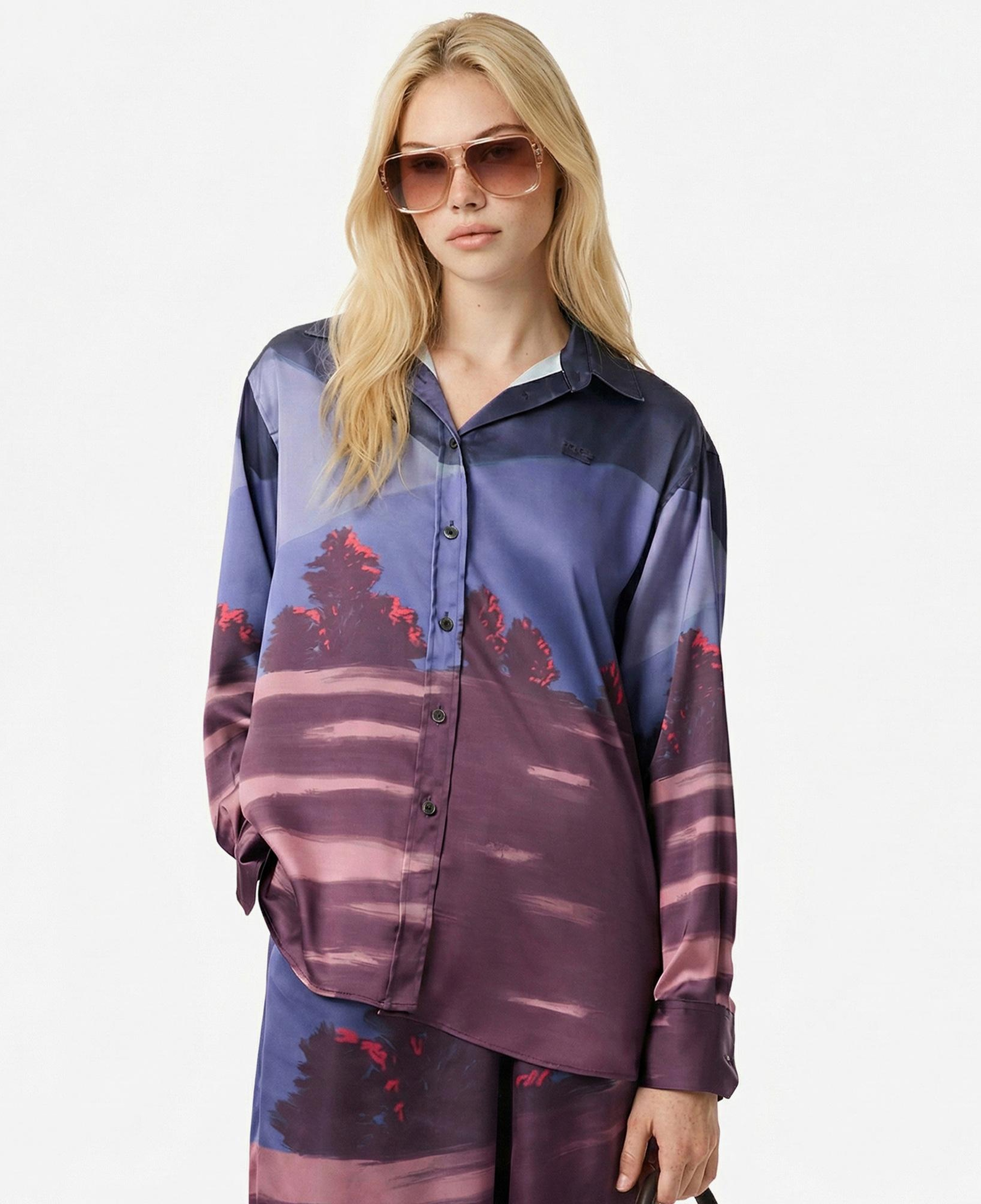 Kadın Oversize Fit Baskılı Mor Saten Gömlek