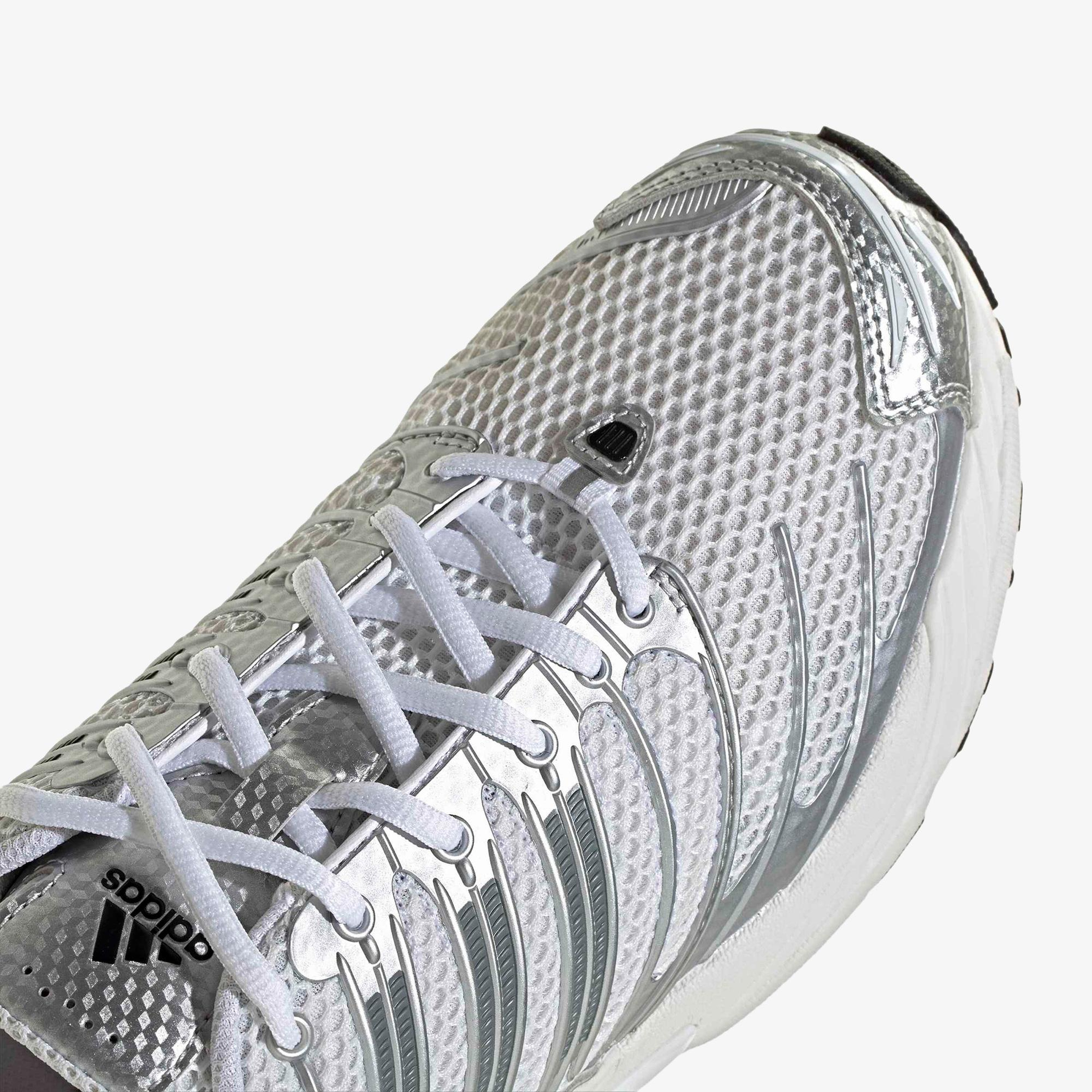 adidas Adistar Control 3 Kadın Beyaz Koşu Ayakkabısı