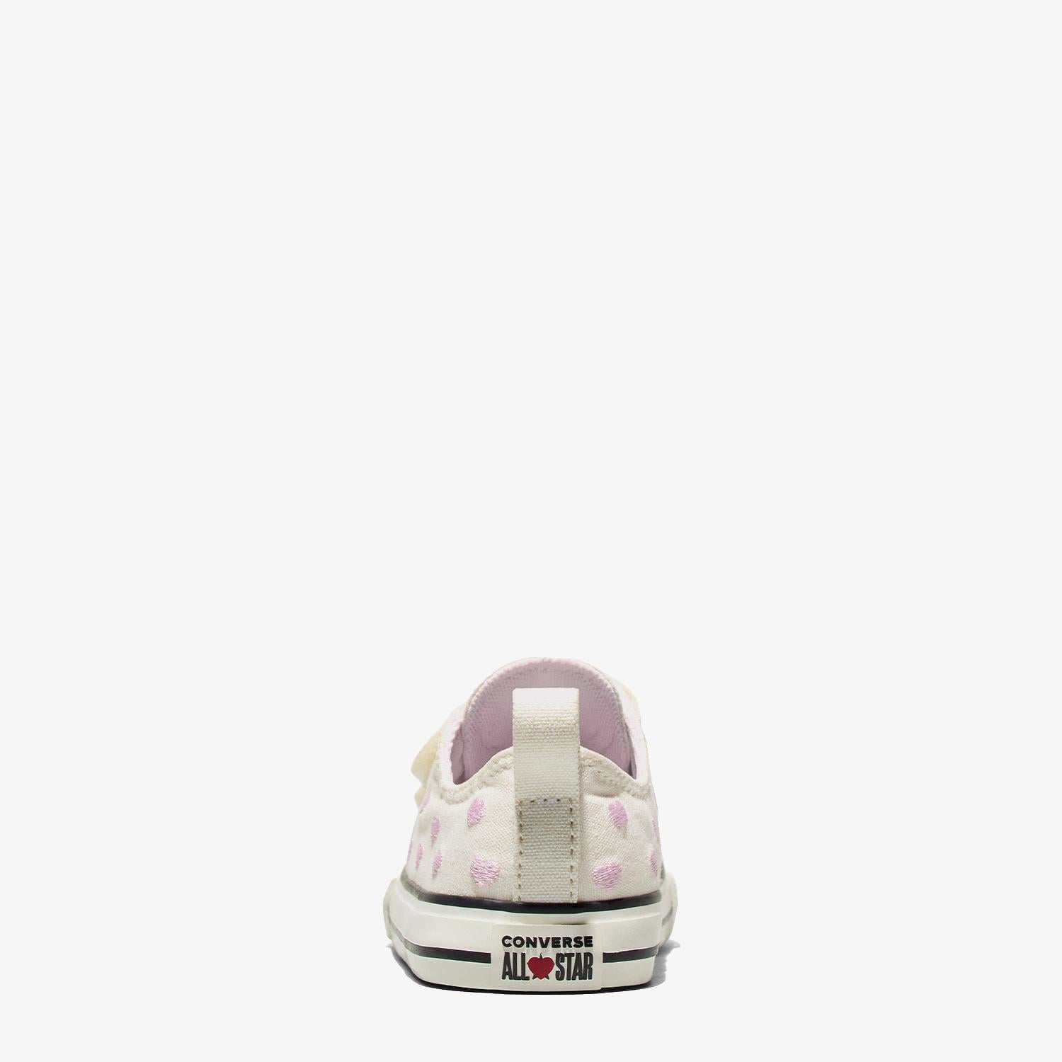 Converse Chucks In Love Chuck Taylor All Star 2V Bebek Krem Sneaker