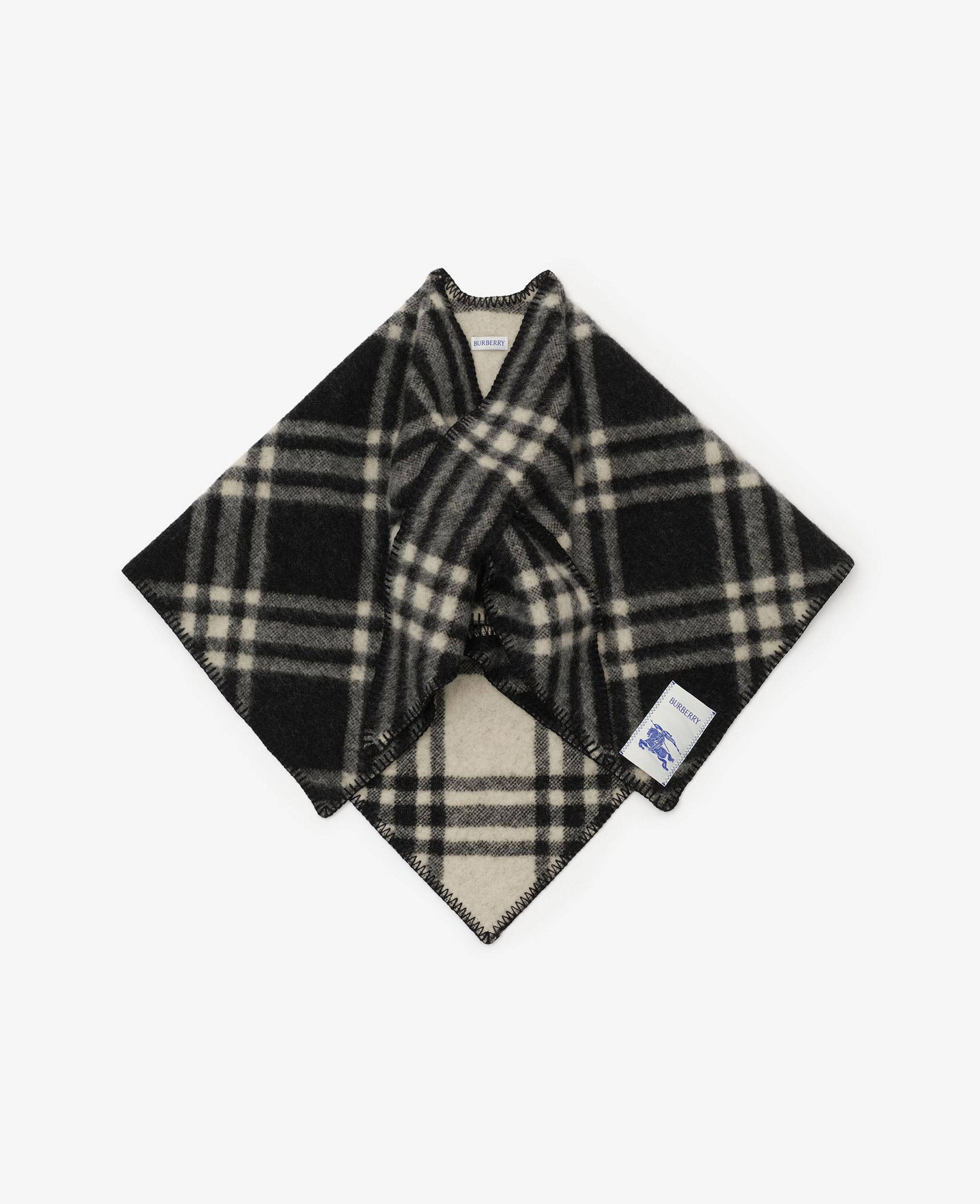 Burberry 120X130 Rydal Kadın Siyah Atkı