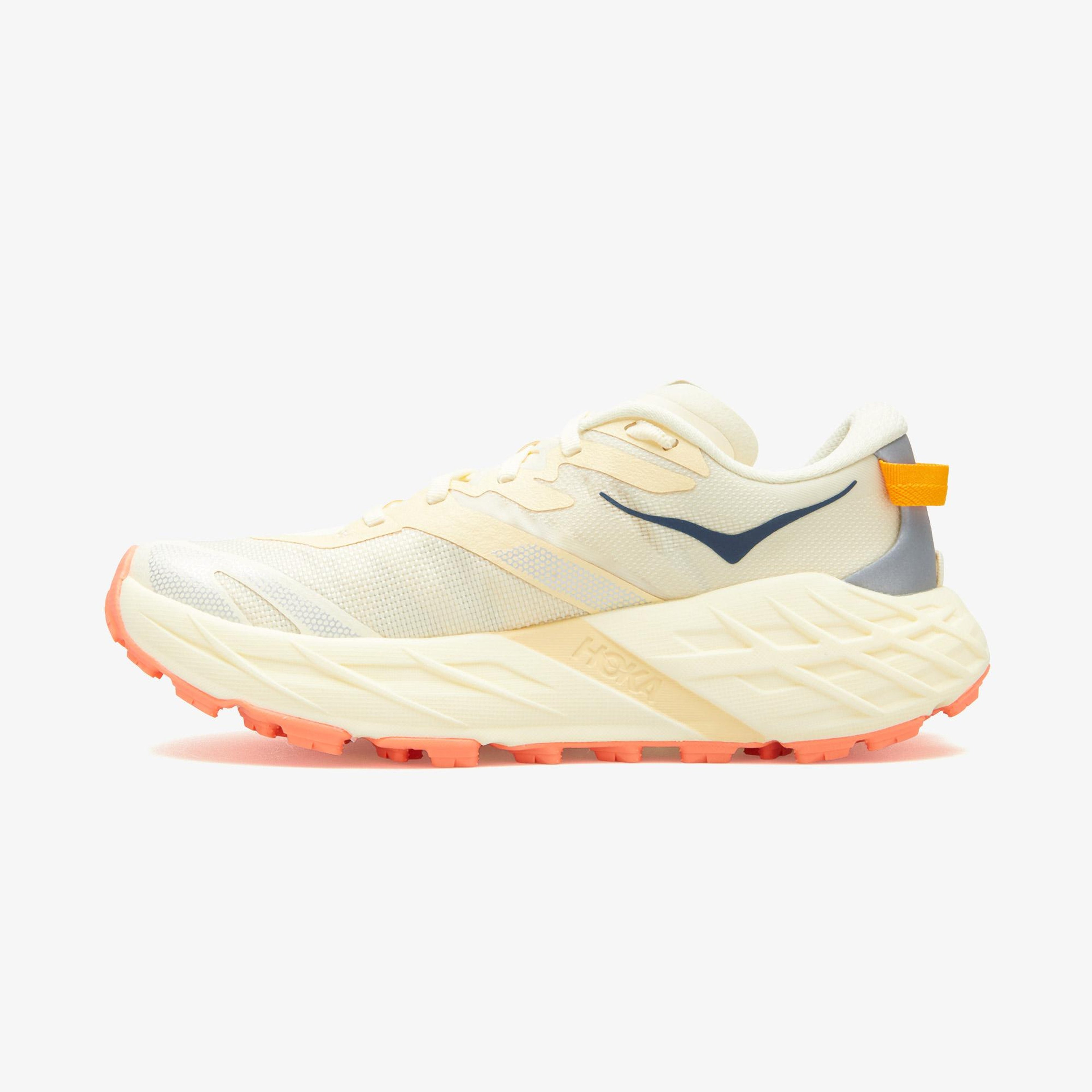 Hoka Speedgoat 7 Kadın Bej Traik Koşu Ayakkabısı
