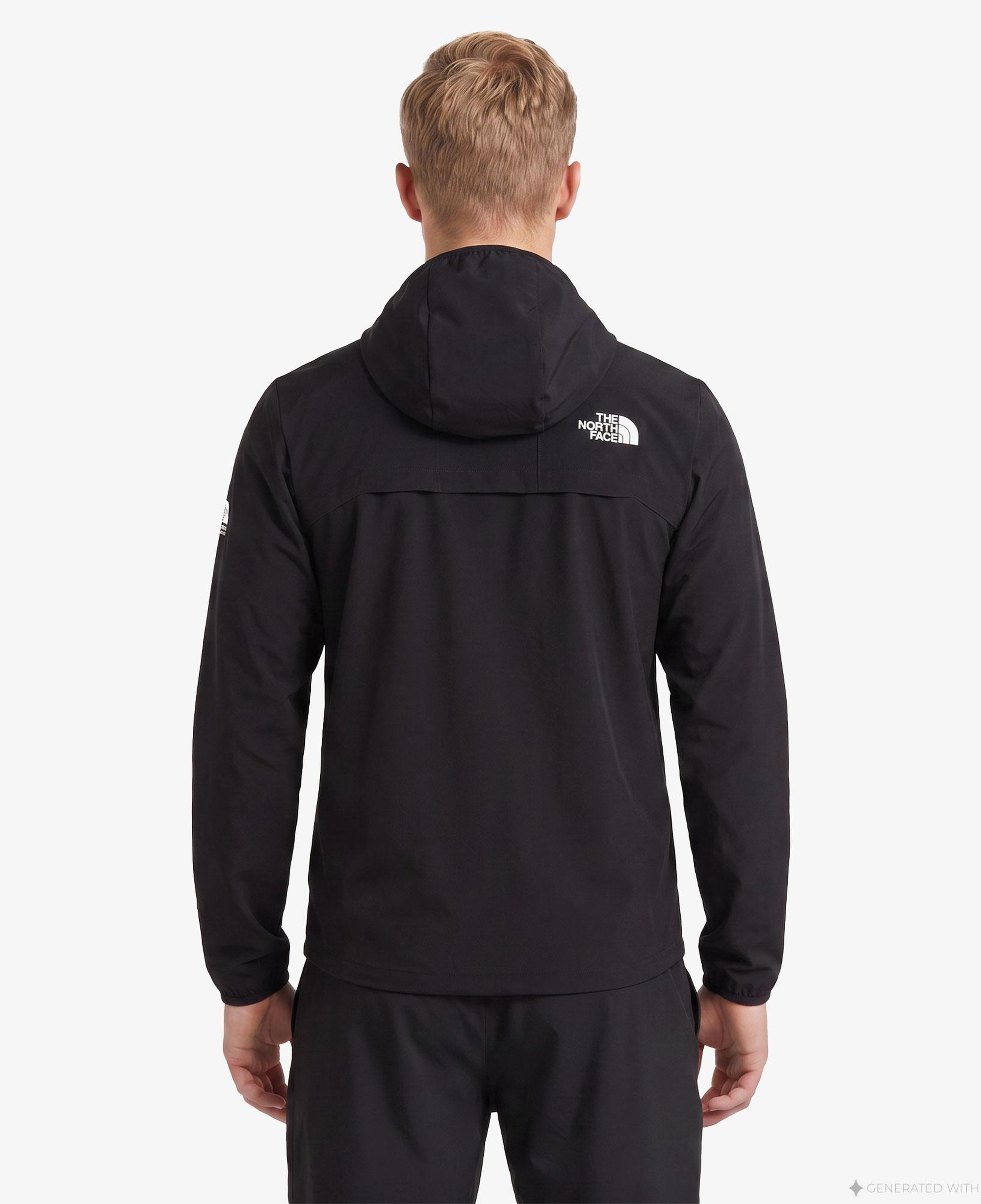 The North Face Mountain Athletics Erkek Siyah Ceket