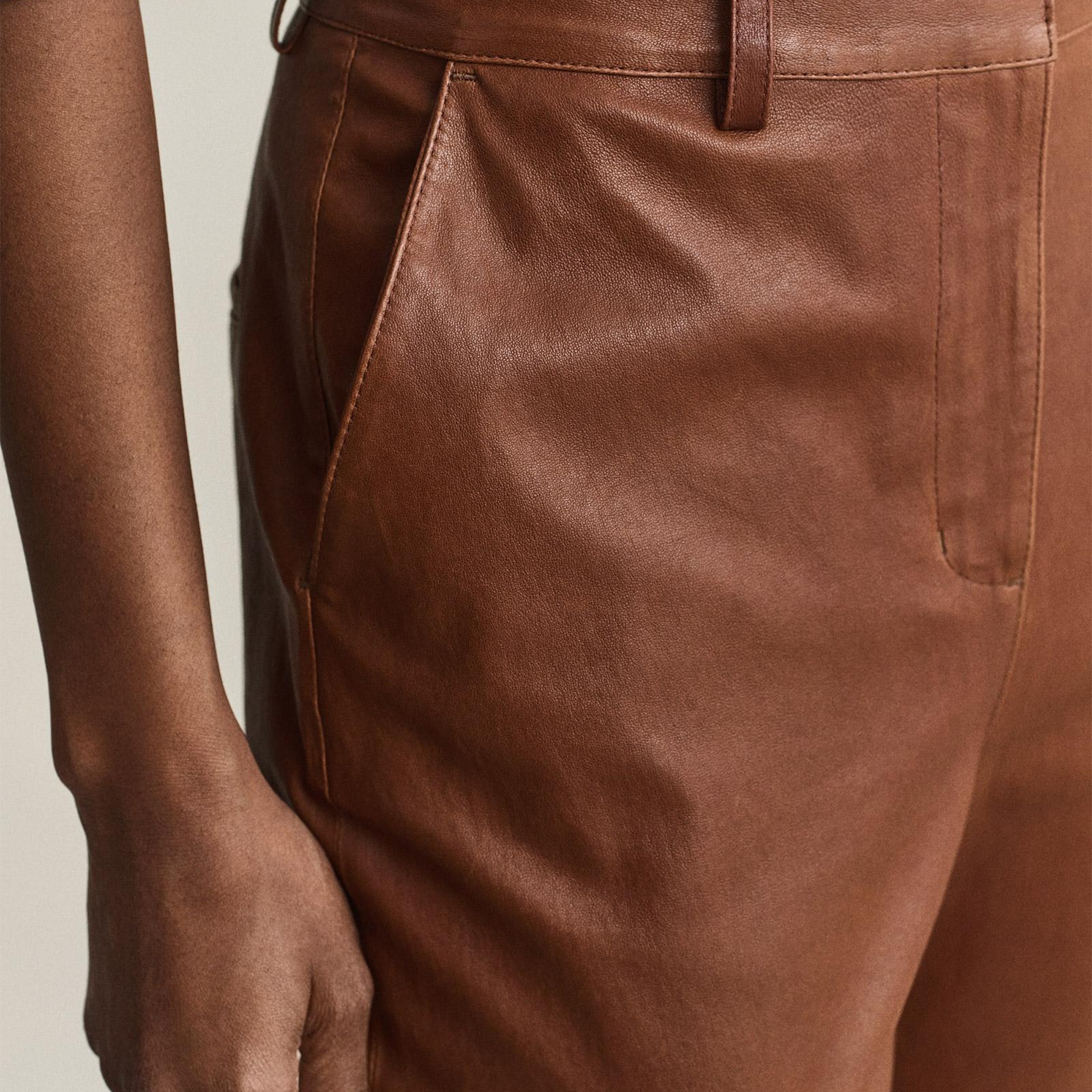 GANT Kadın Bej Regular Fit Deri Pantolon
