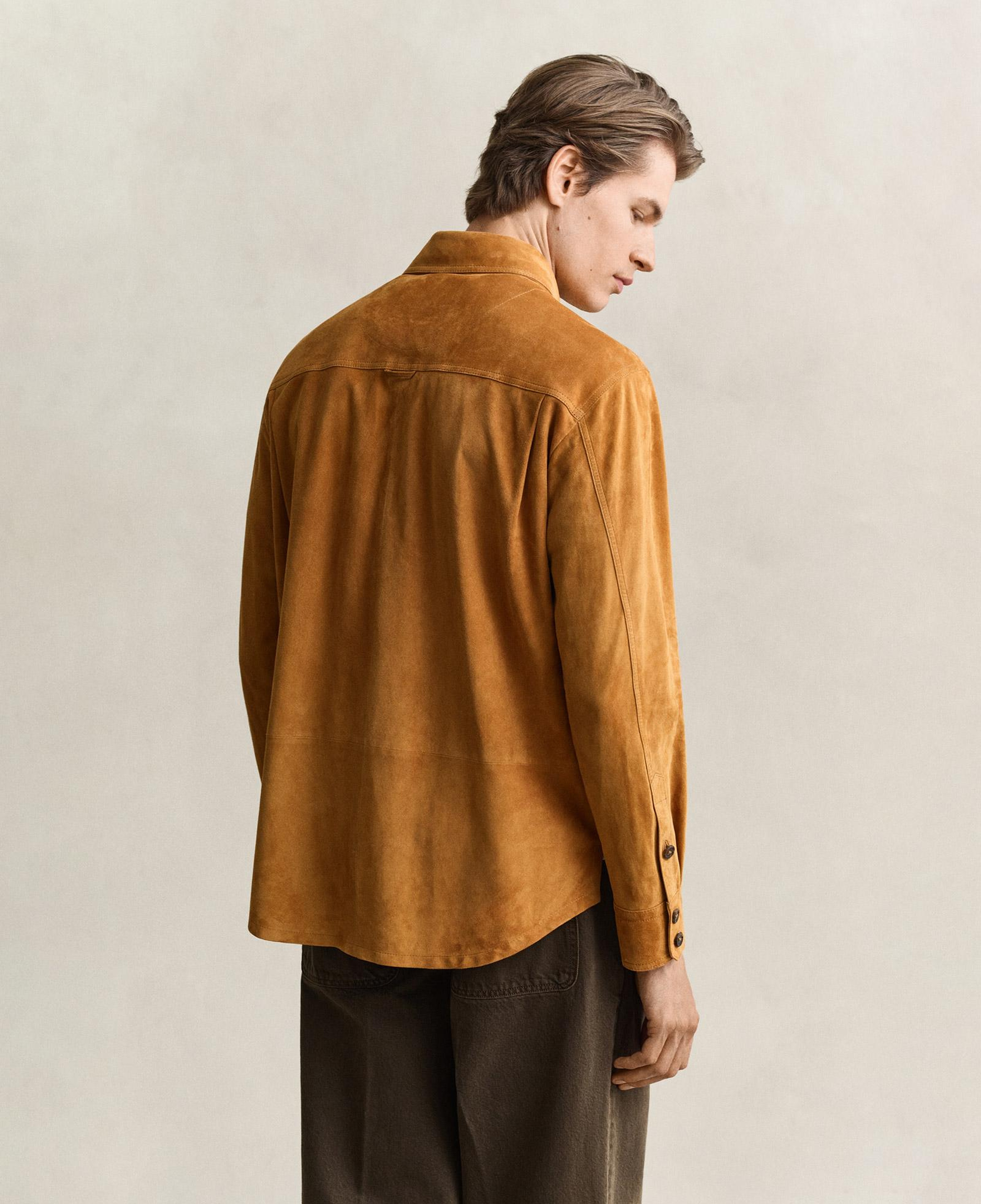 GANT Erkek Bej Relaxed Fit Süet Gömlek