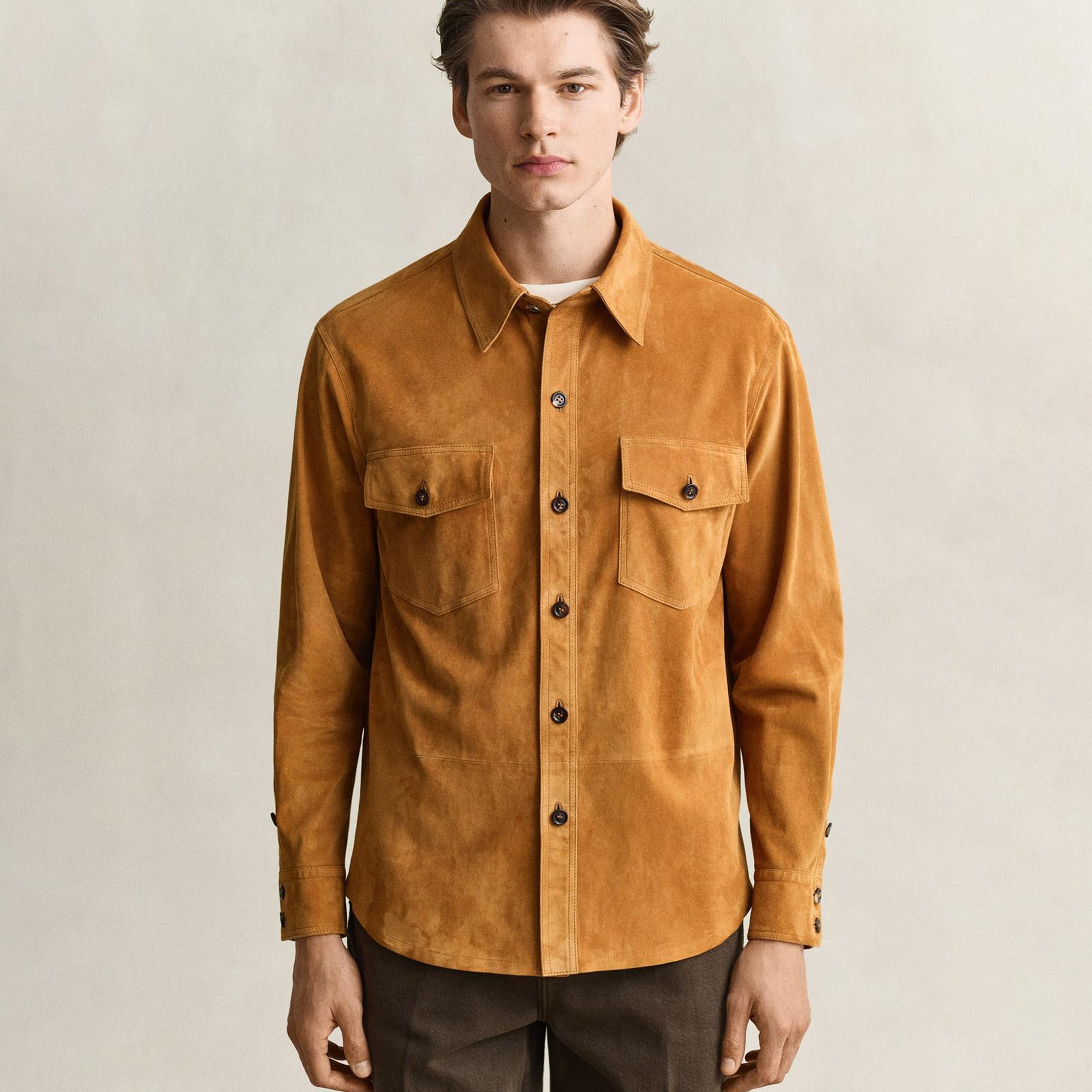 GANT Erkek Bej Relaxed Fit Süet Gömlek