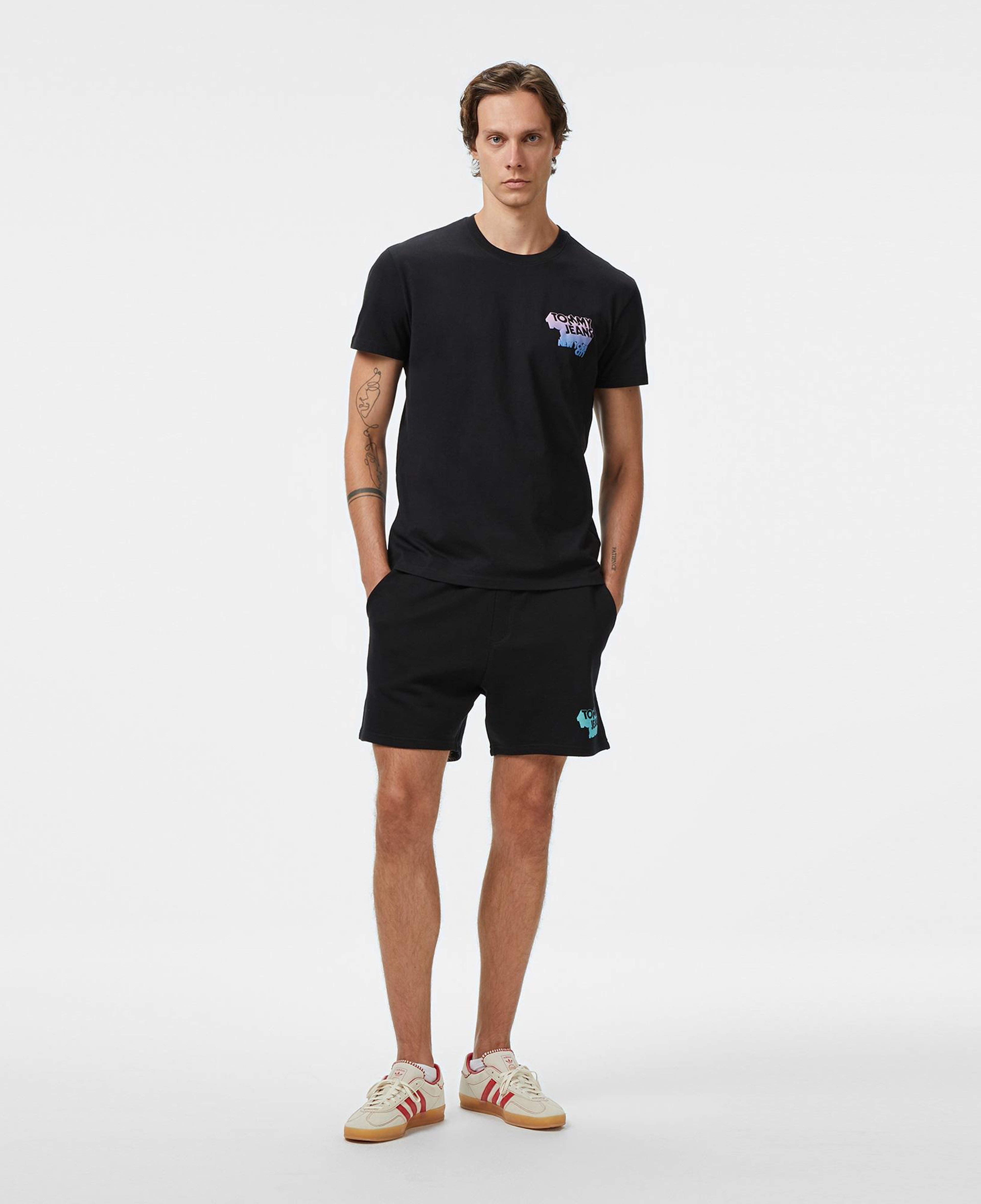 Tommy Jeans Stac Logo Erkek Siyah T-Shirt
