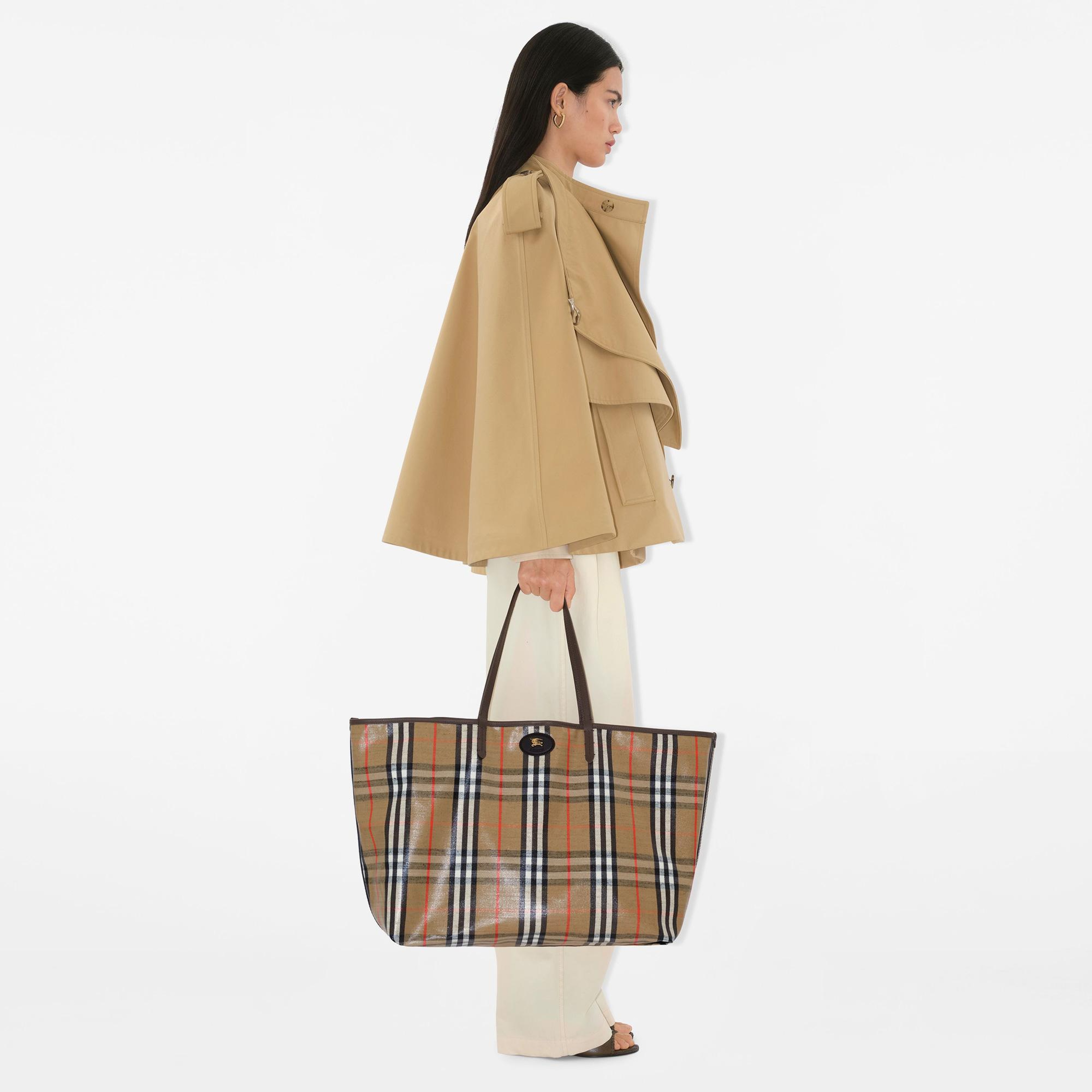 Burberry Large Highlands Kadın Bej Keten Tote Çanta