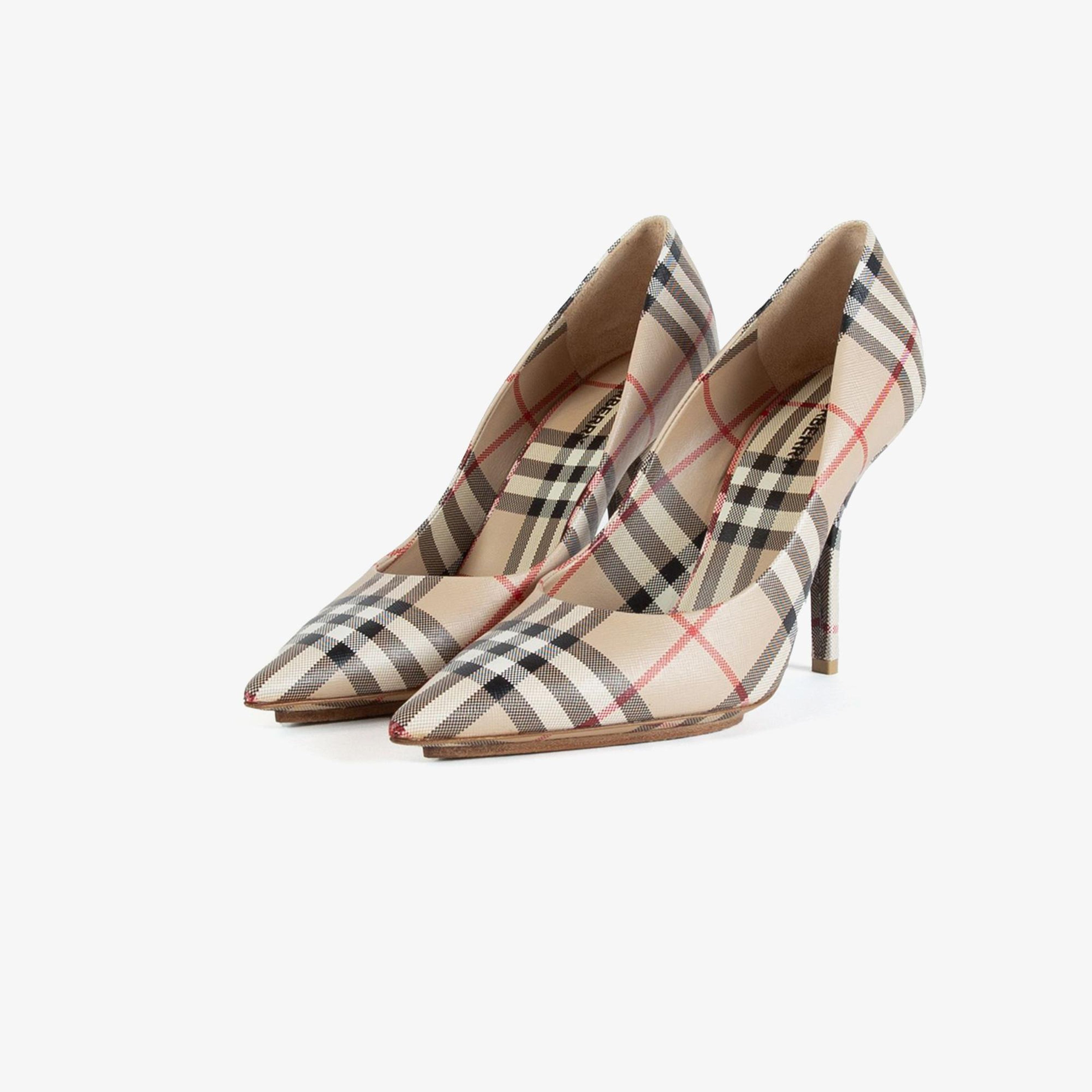 Burberry Aubri Point-Toe Pumps Kadın Bej Topuklu Ayakkabı