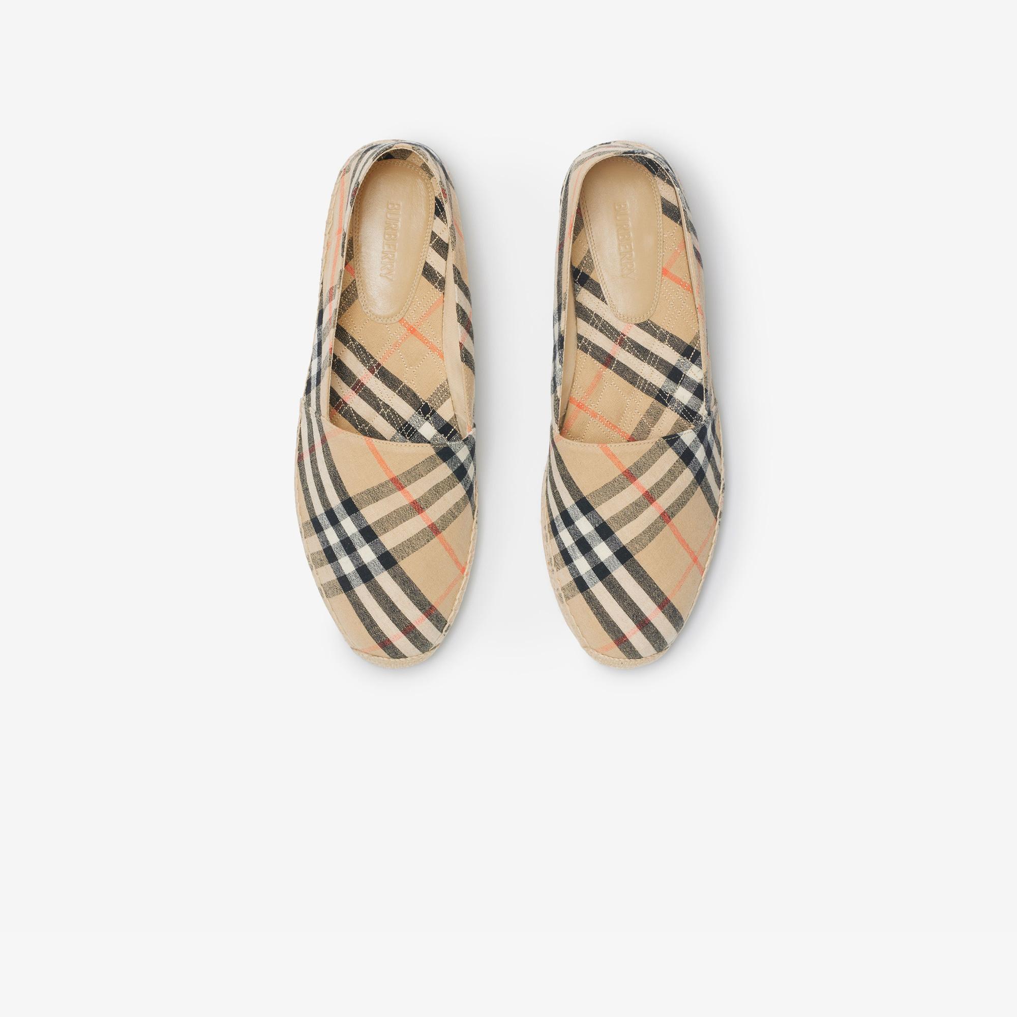 Burberry Mews Erkek Bej Keten Espadril