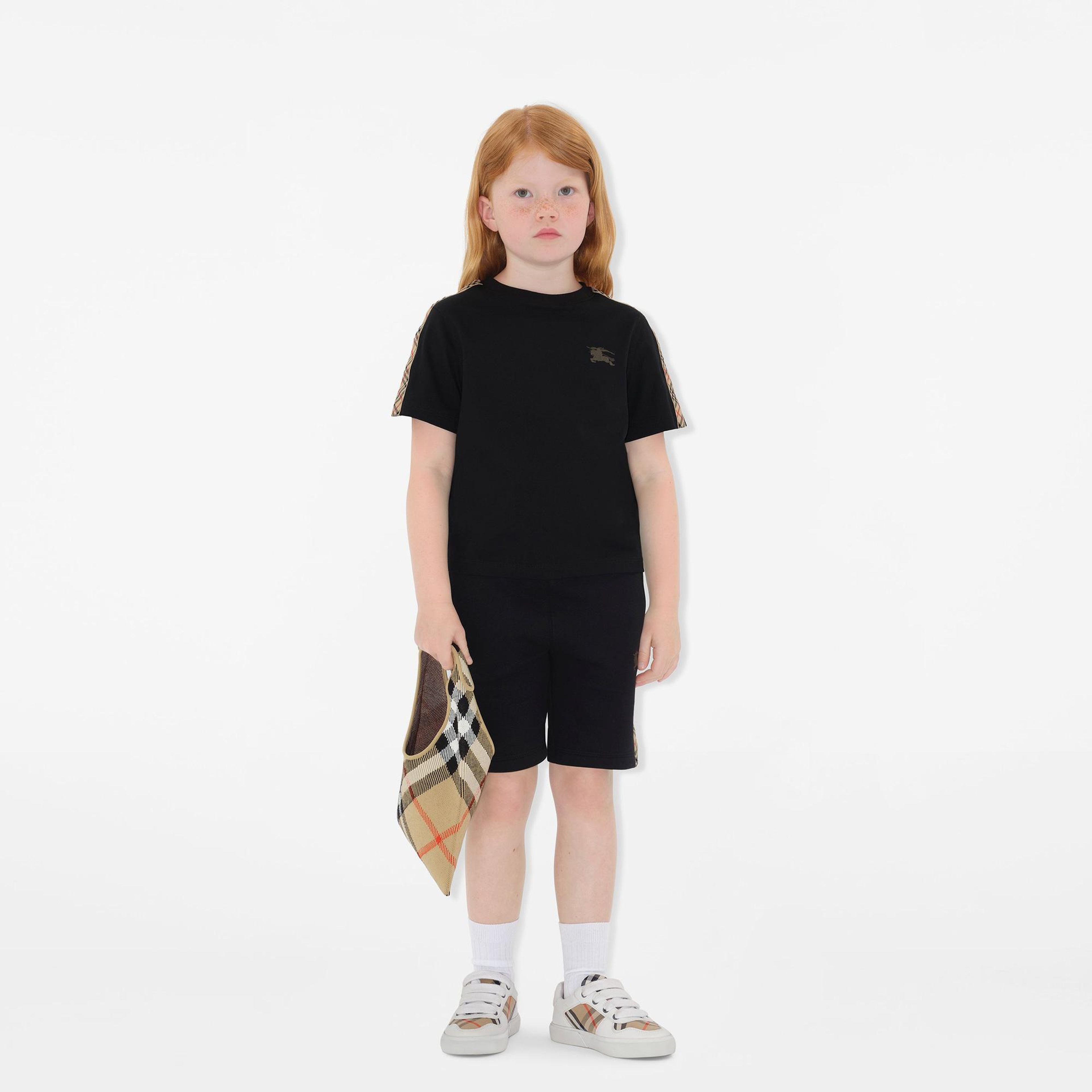 Burberry Çocuk Siyah T-Shirt