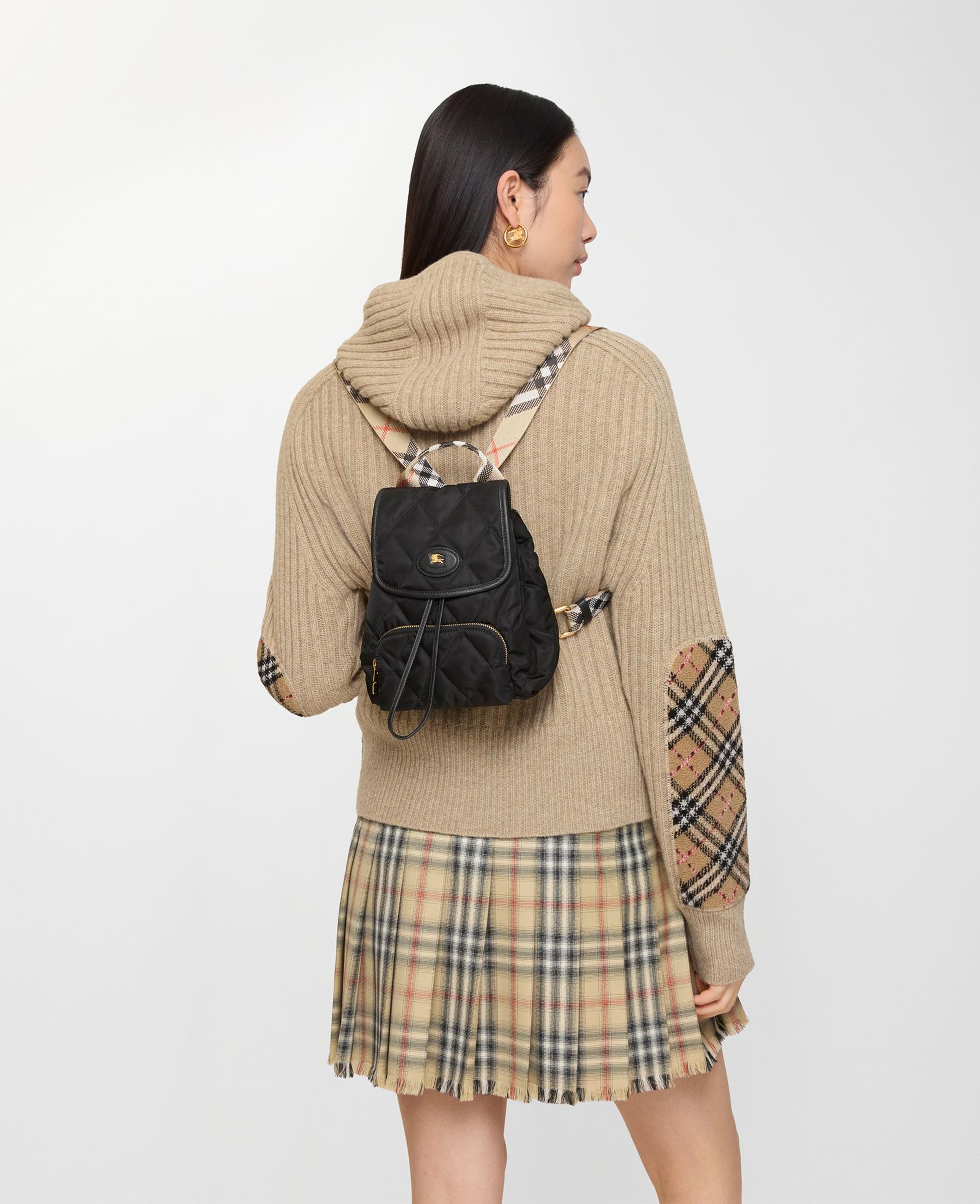 Burberry Mini Kadın Siyah Sırt Çantası