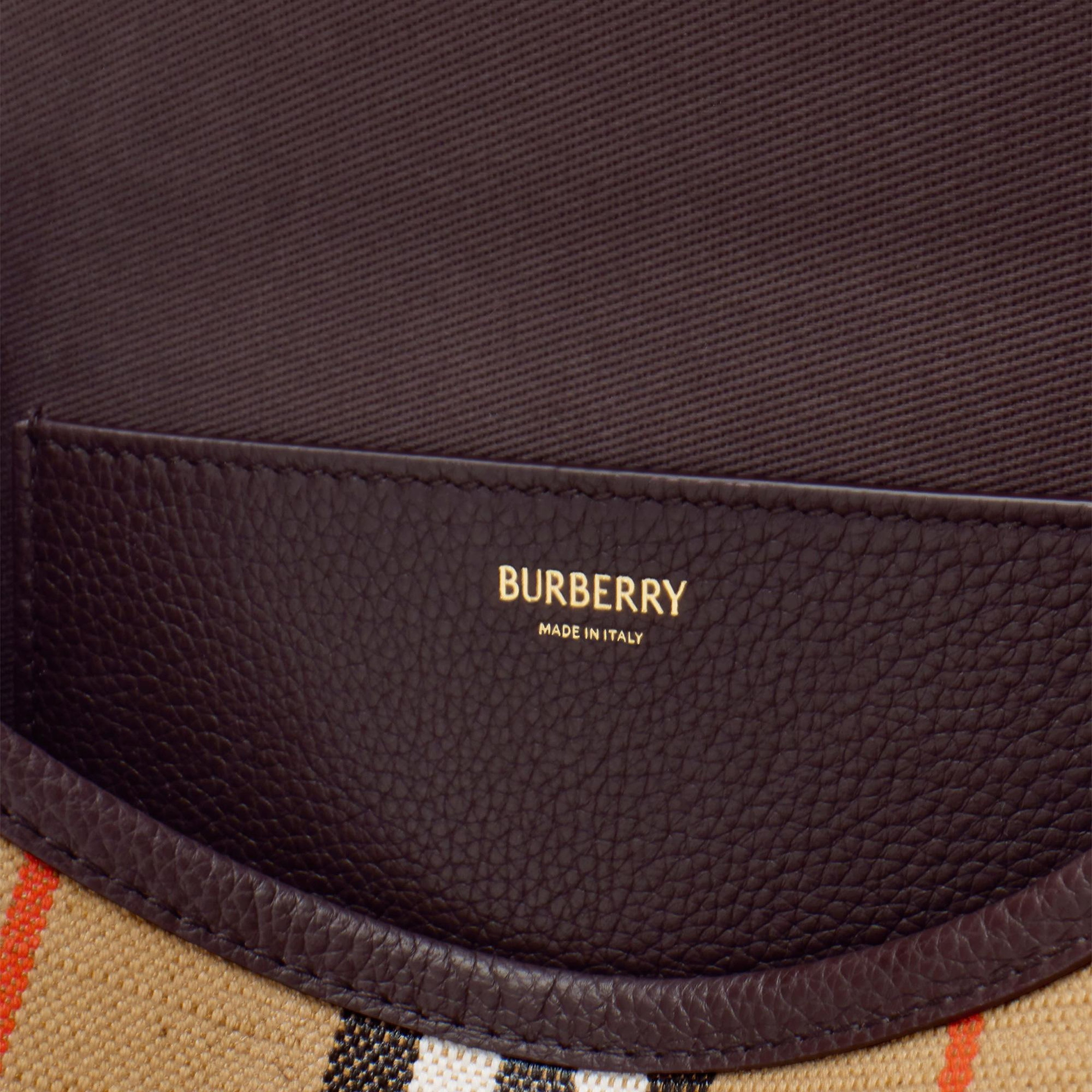 Burberry Highlands Crossbody Kadın Bej Keten Çapraz Çanta