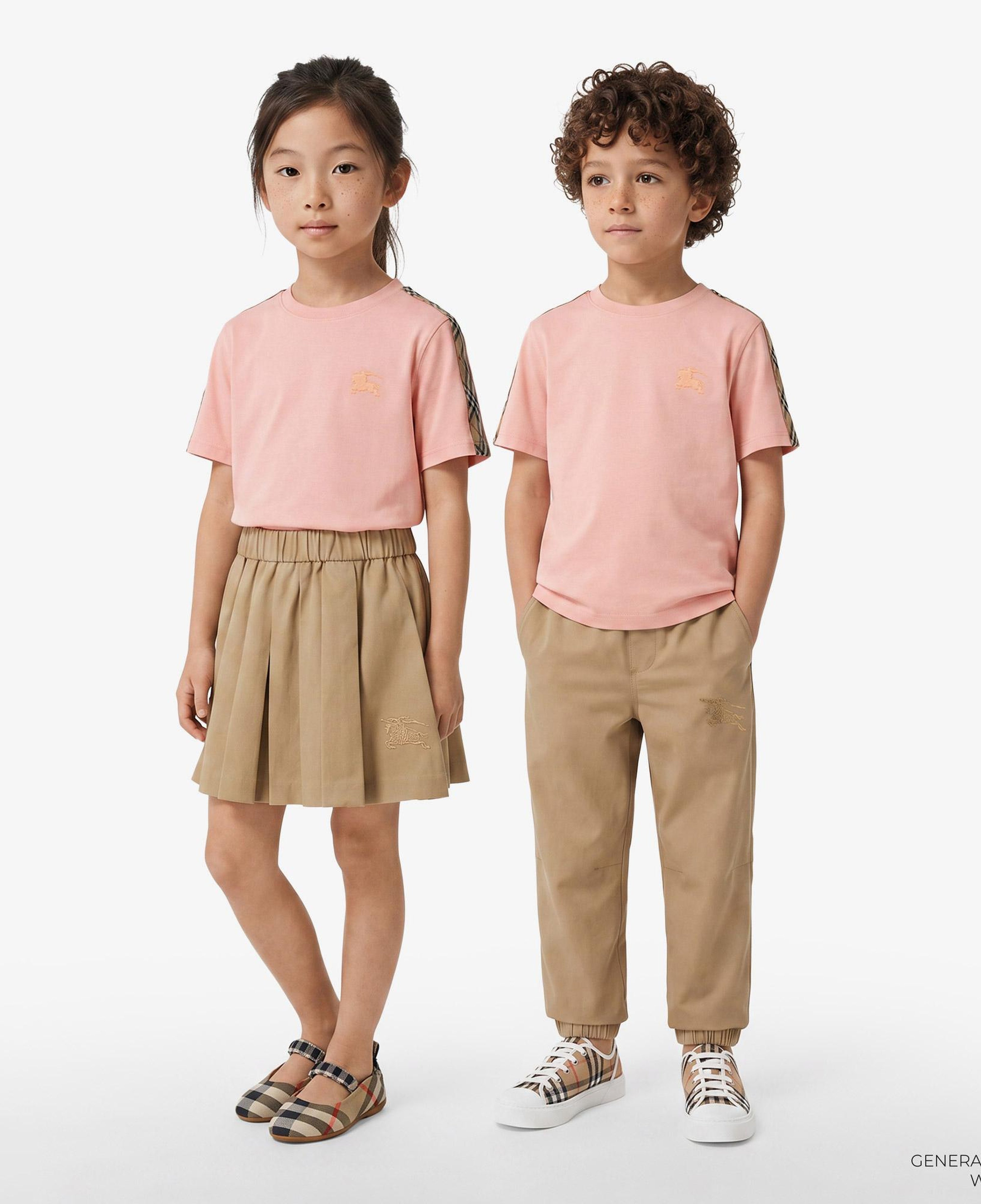 Burberry Cedar Tape Check Trim Cotton Çocuk Pembe T-Shirt